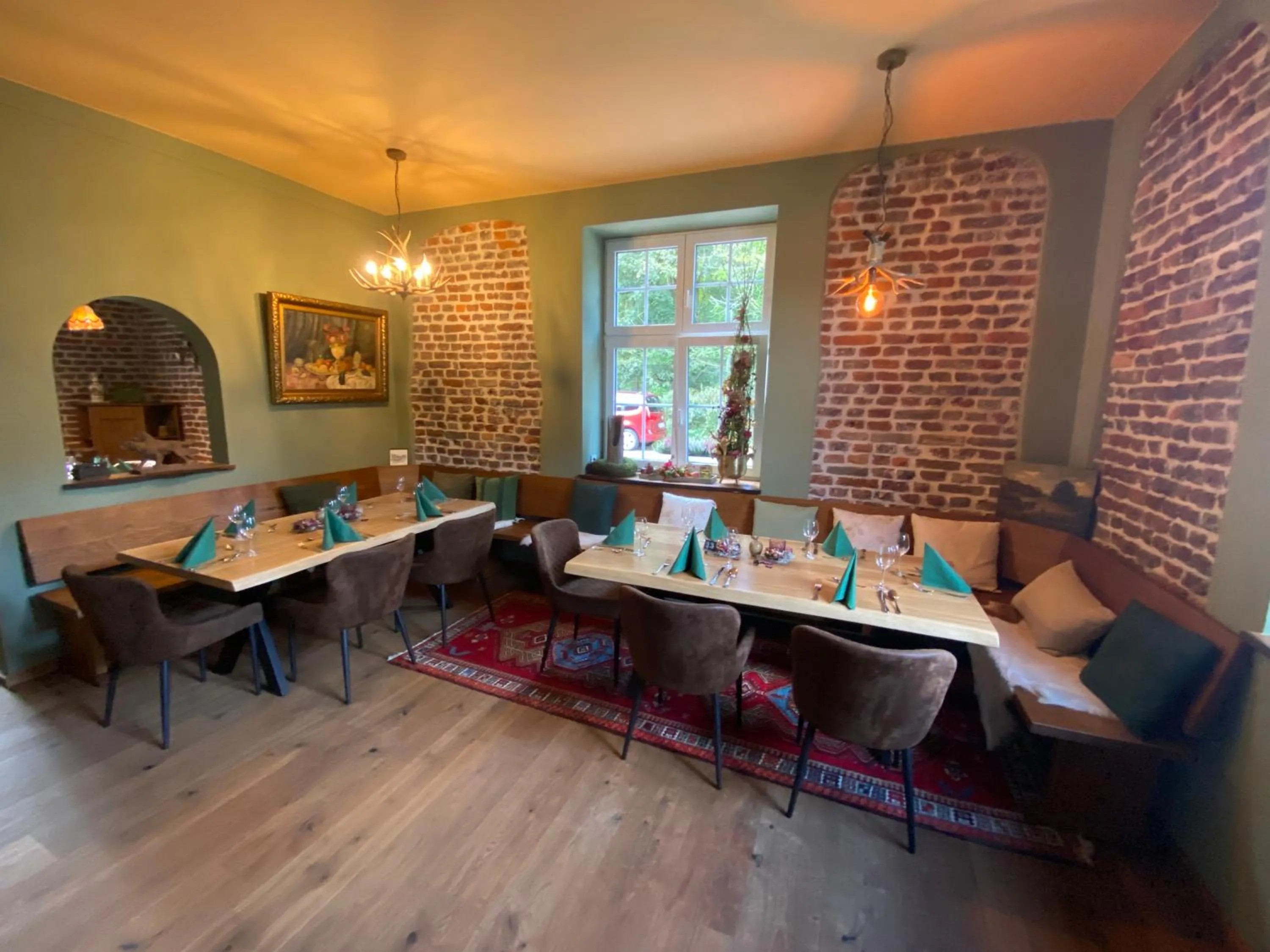 Restaurant/places to eat in Waldhotel Am Jäger