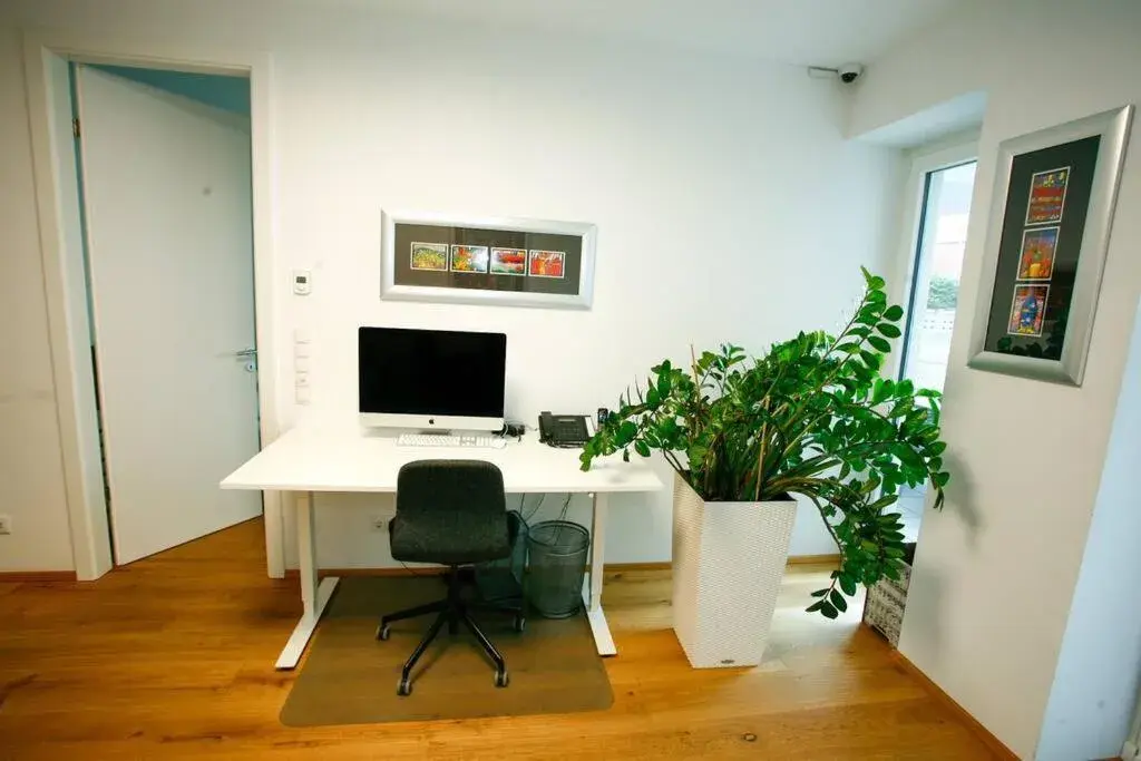 Top Central Apartment on Karlsplatz Vienna Top Central Apartment on Karlsplatz Vienna
