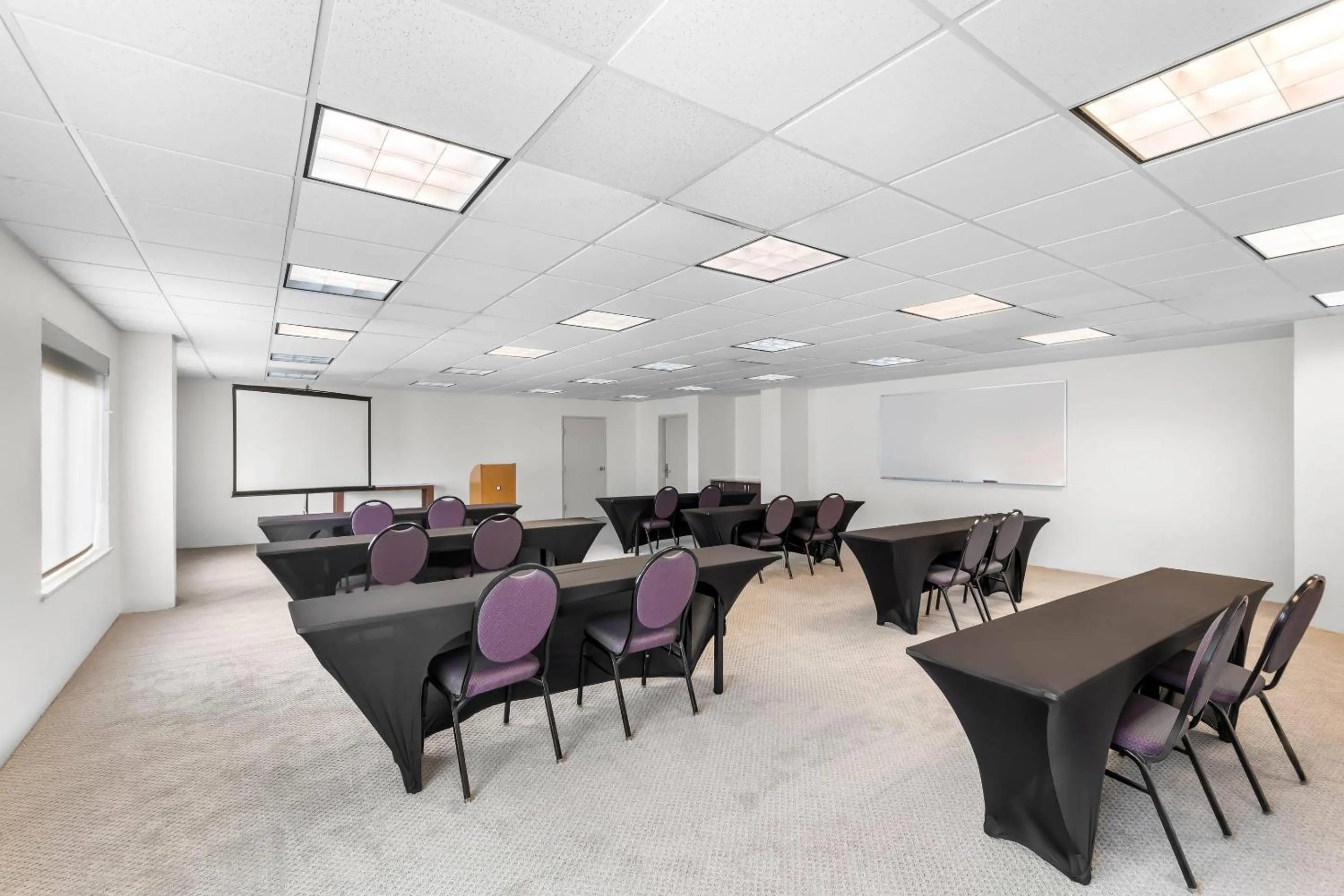 Meeting/conference room in Comfort Suites Austin Airport