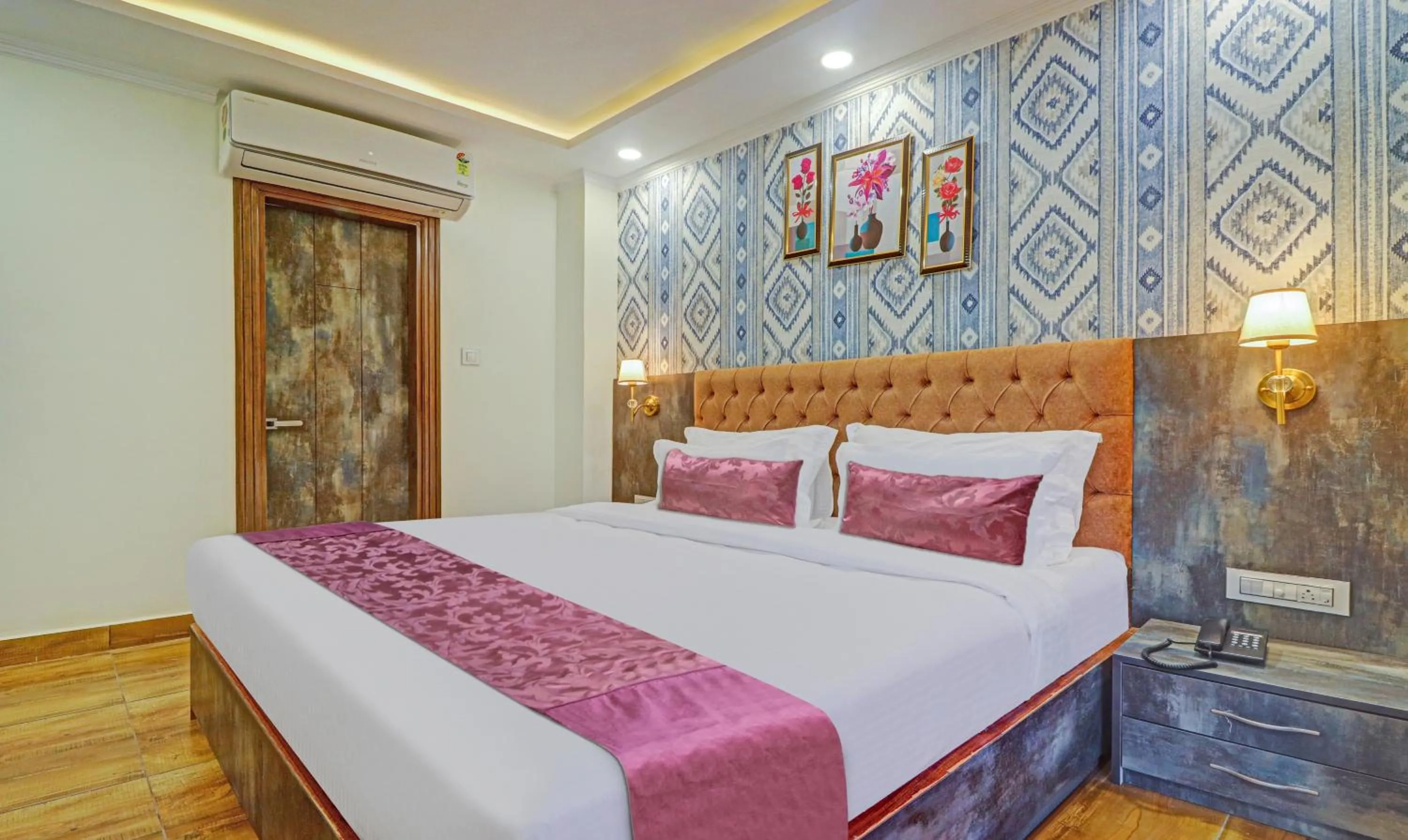 Bed in Hotel Woodville Inn - Hotel in Mcleodganj