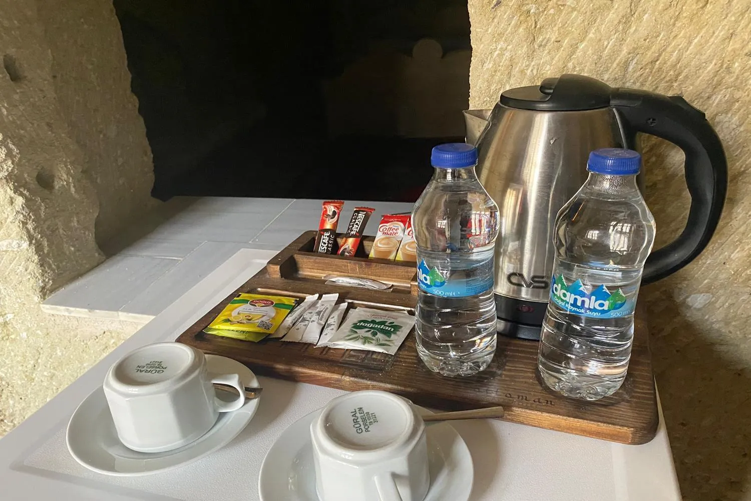 Coffee/tea facilities in Junior Ottoman Cave
