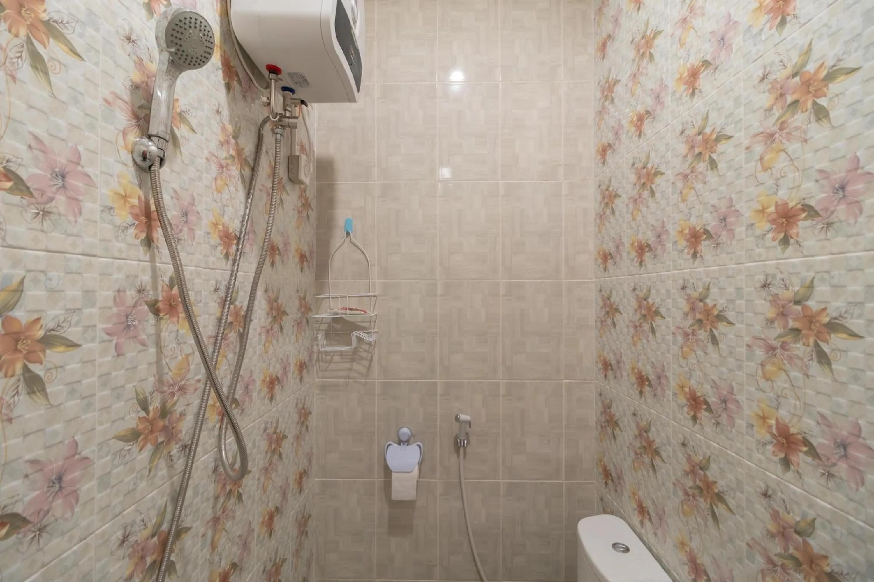 RedDoorz Syariah near Summarecon Mall Bekasi