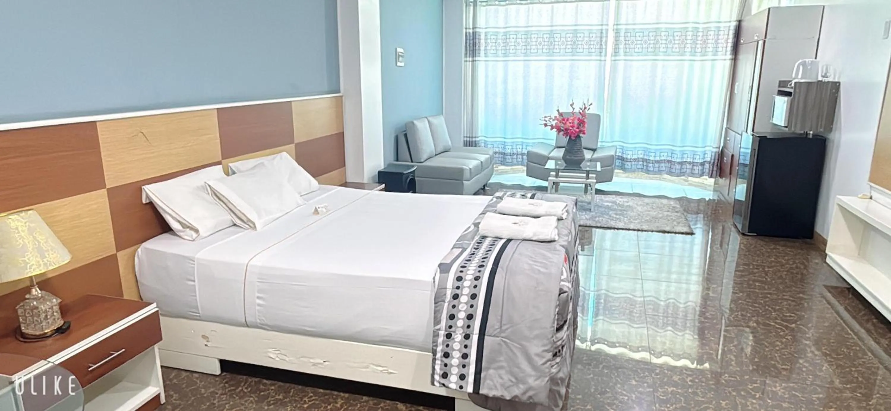 Photo of the whole room, Bed in San Isidro Grand Hotel