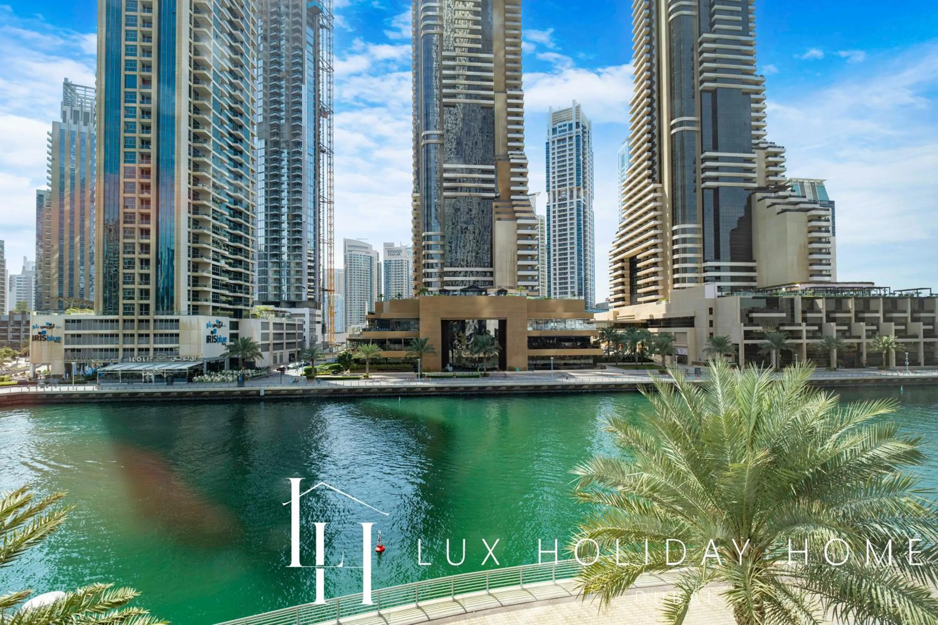 City view in LUX The Cayan Superior Suite 2, Dubai Marina