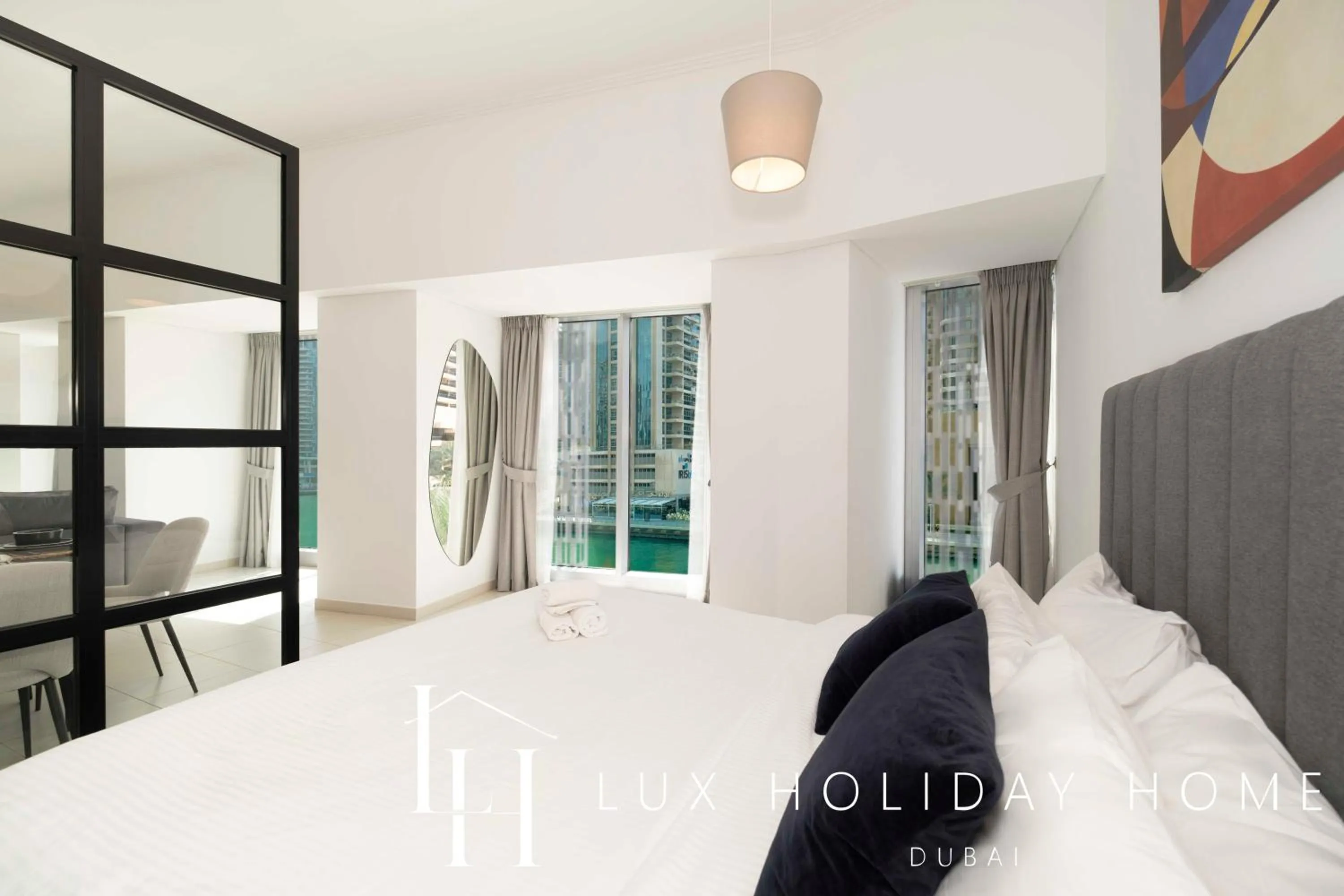 Bed in LUX The Cayan Superior Suite 2, Dubai Marina