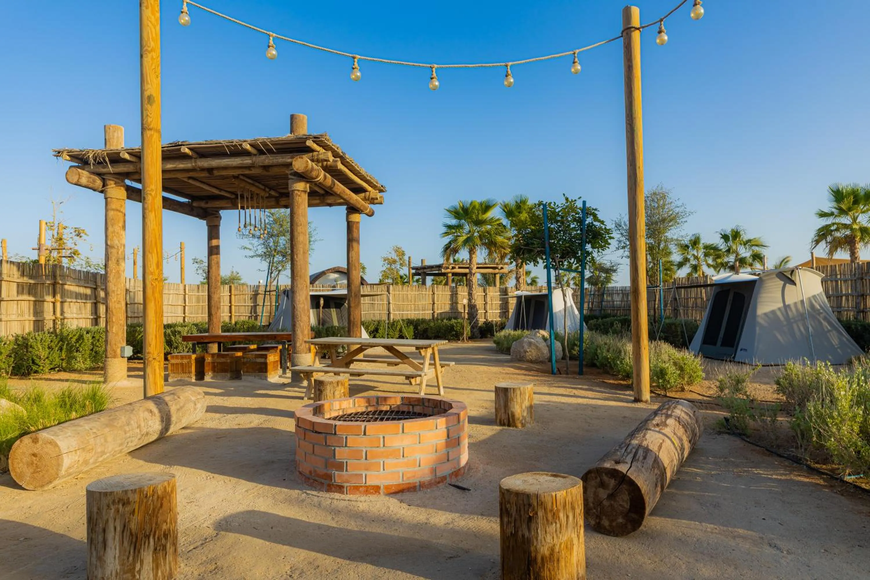 Patio in Bab Al Nojoum Hudayriyat Camp