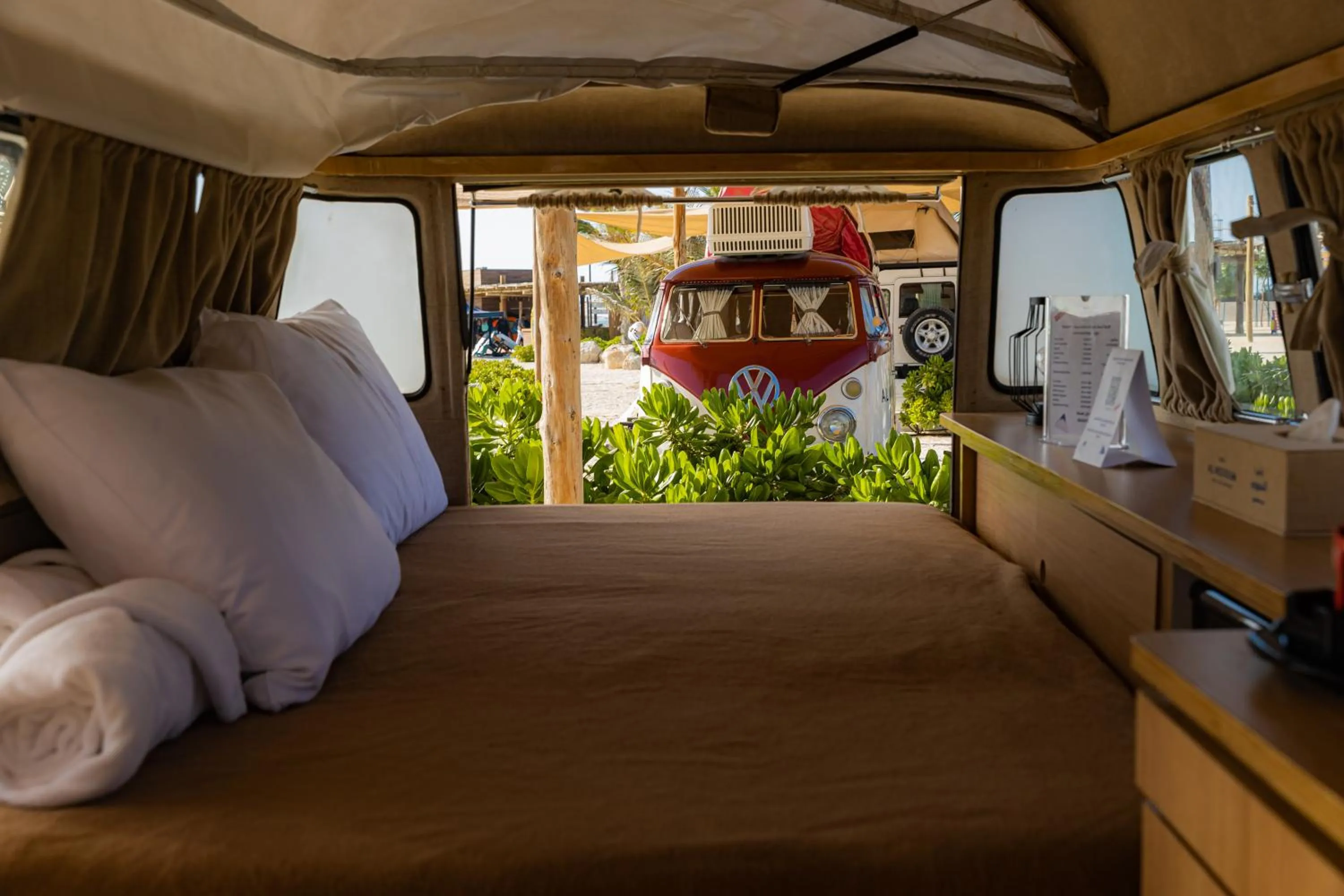 Bedroom, Bed in Bab Al Nojoum Hudayriyat Camp