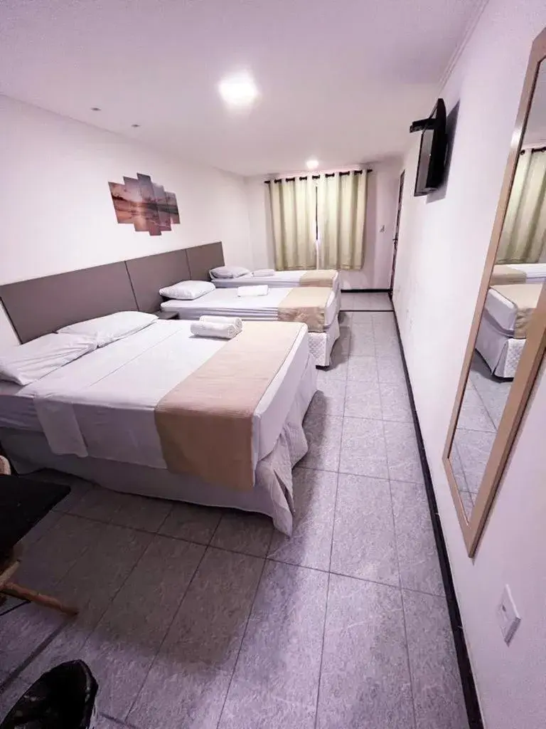 Quadruple Room with Sea View in Pousada La Riviera - Pé na areia e Passeios em Maragogi Quadruple Room with Sea View in Pousada La Riviera - Pé na areia e Passeios em Maragogi