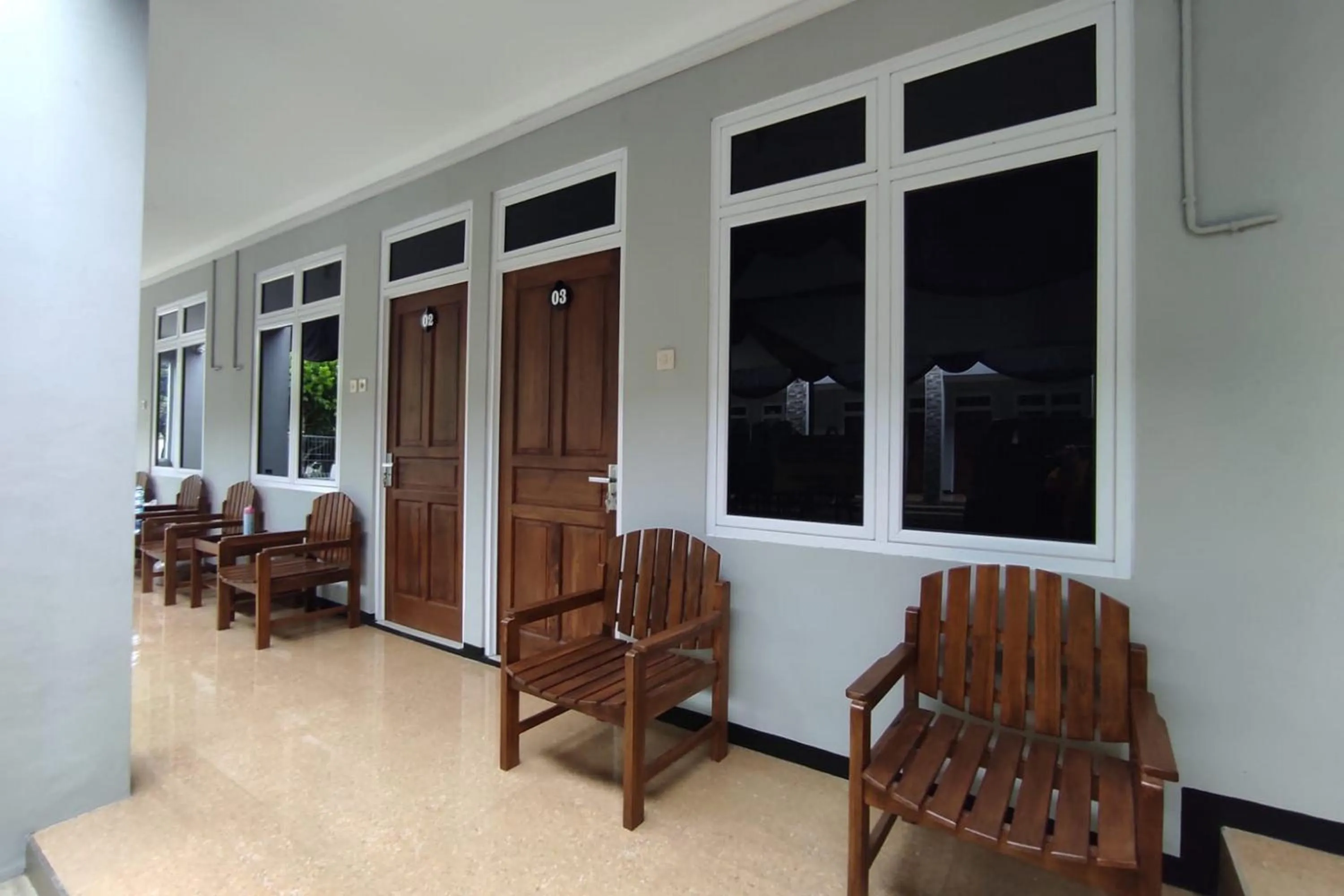 RedDoorz Syariah near Alun Alun Purwokerto 2