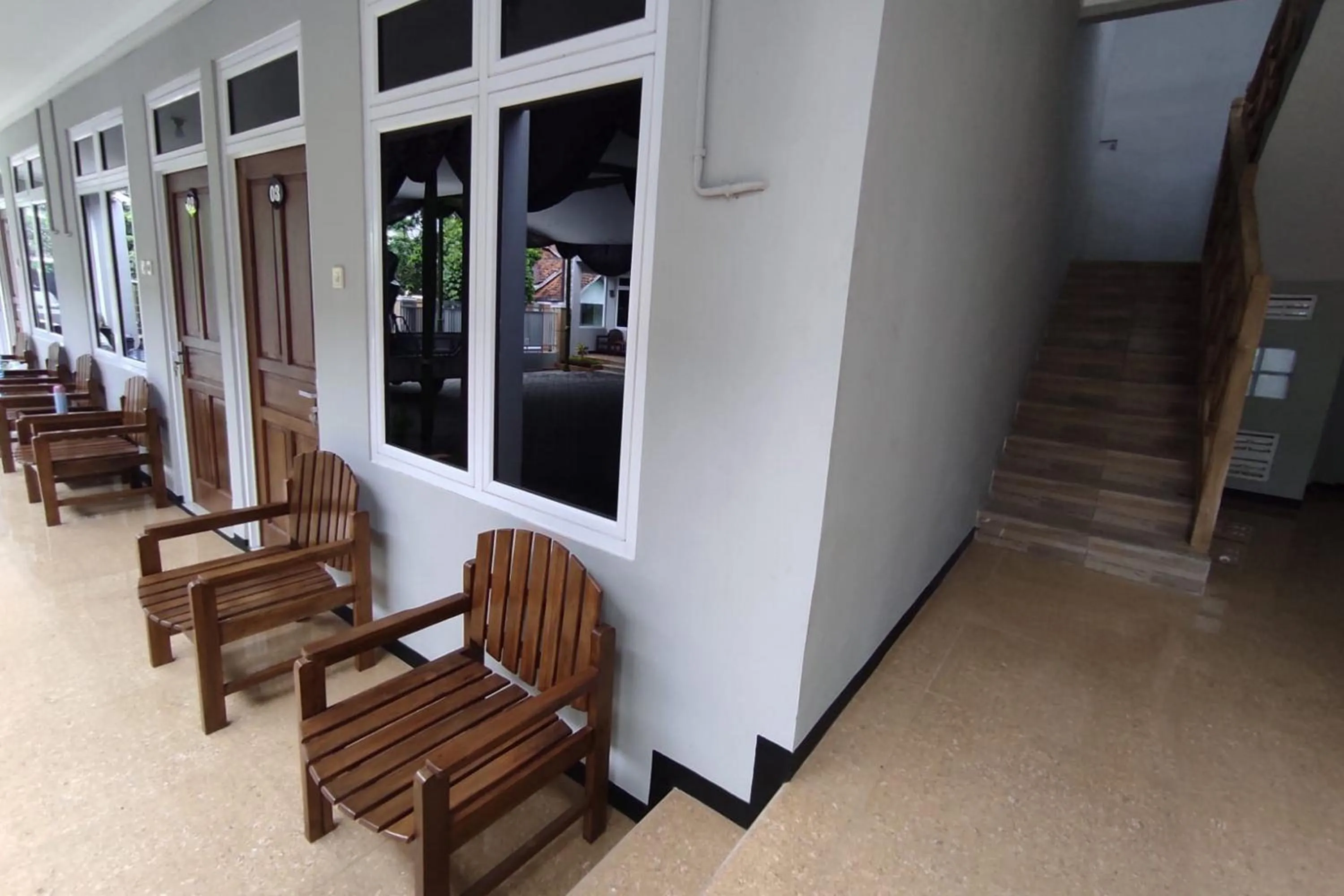 RedDoorz Syariah near Alun Alun Purwokerto 2