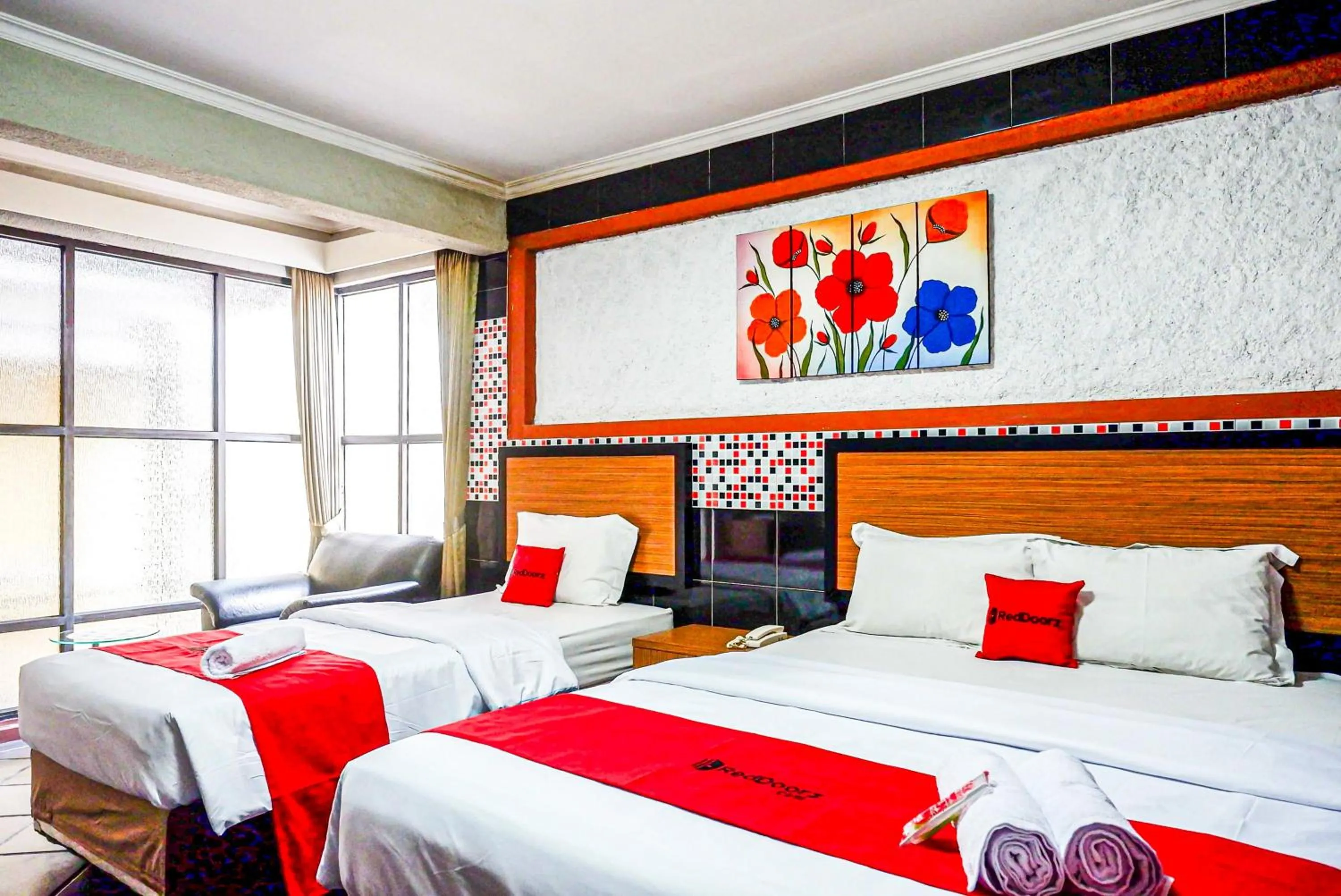 Bedroom, Bed in RedDoorz Plus near Amplaz Yogyakarta