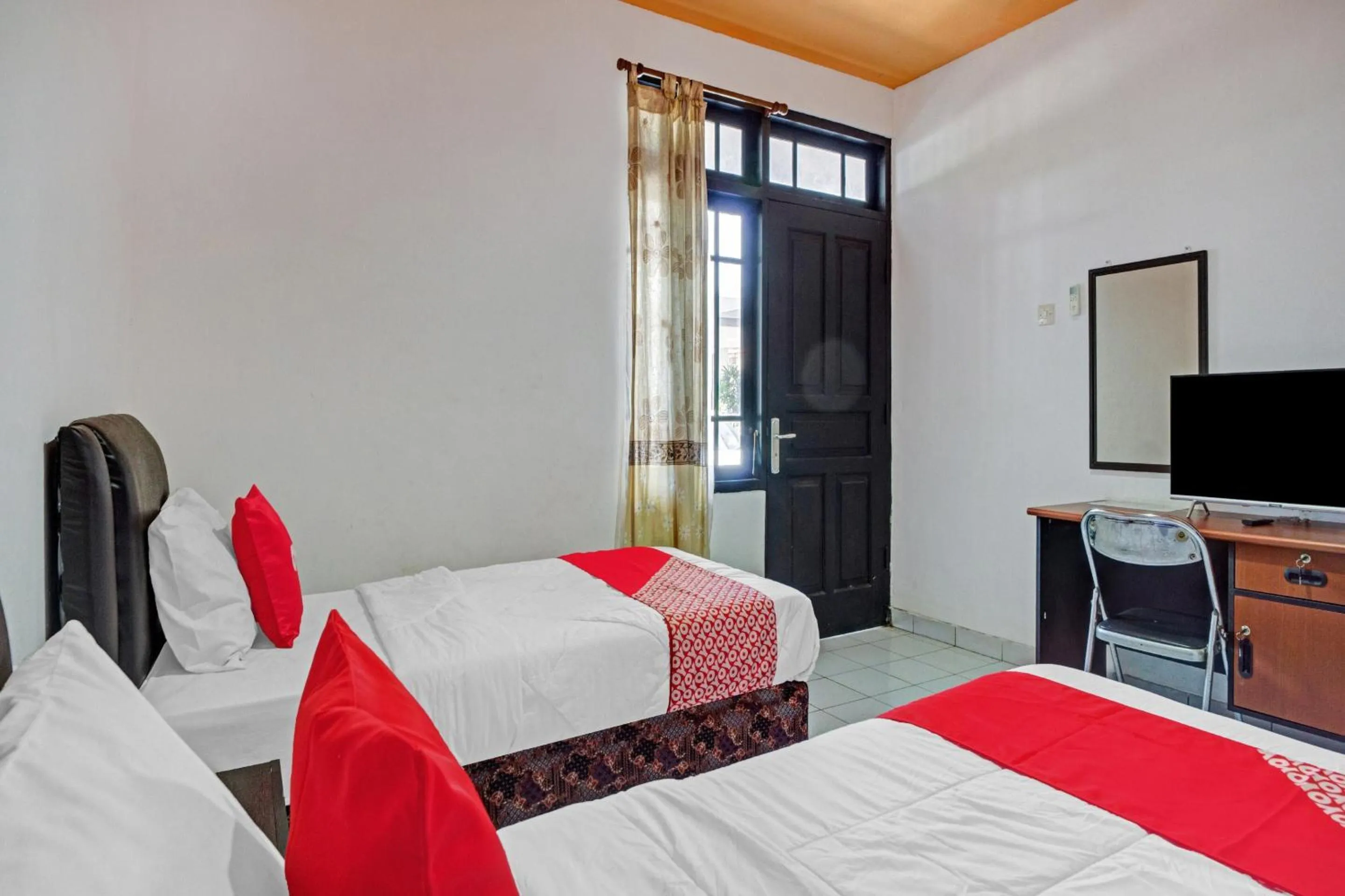 Bedroom, Bed in Hotel O Palem Garden 2