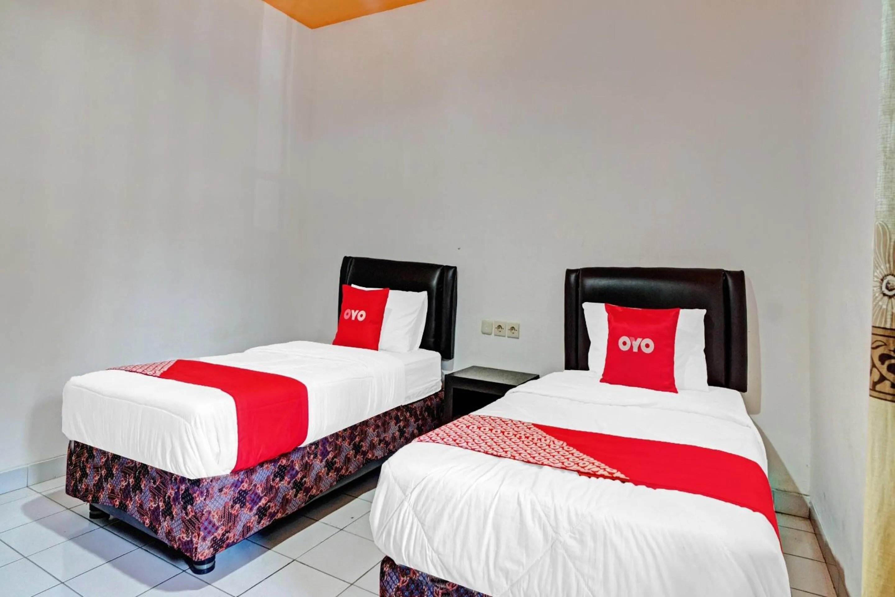 Bedroom, Bed in Hotel O Palem Garden 2