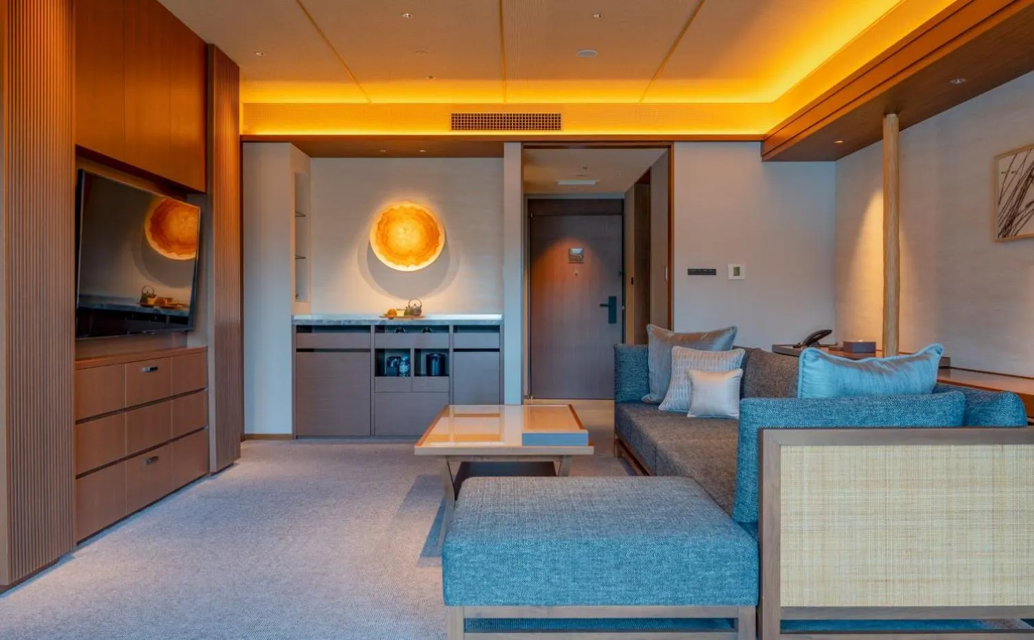 Living room in Hotel Okura Kyoto Okazaki Bettei