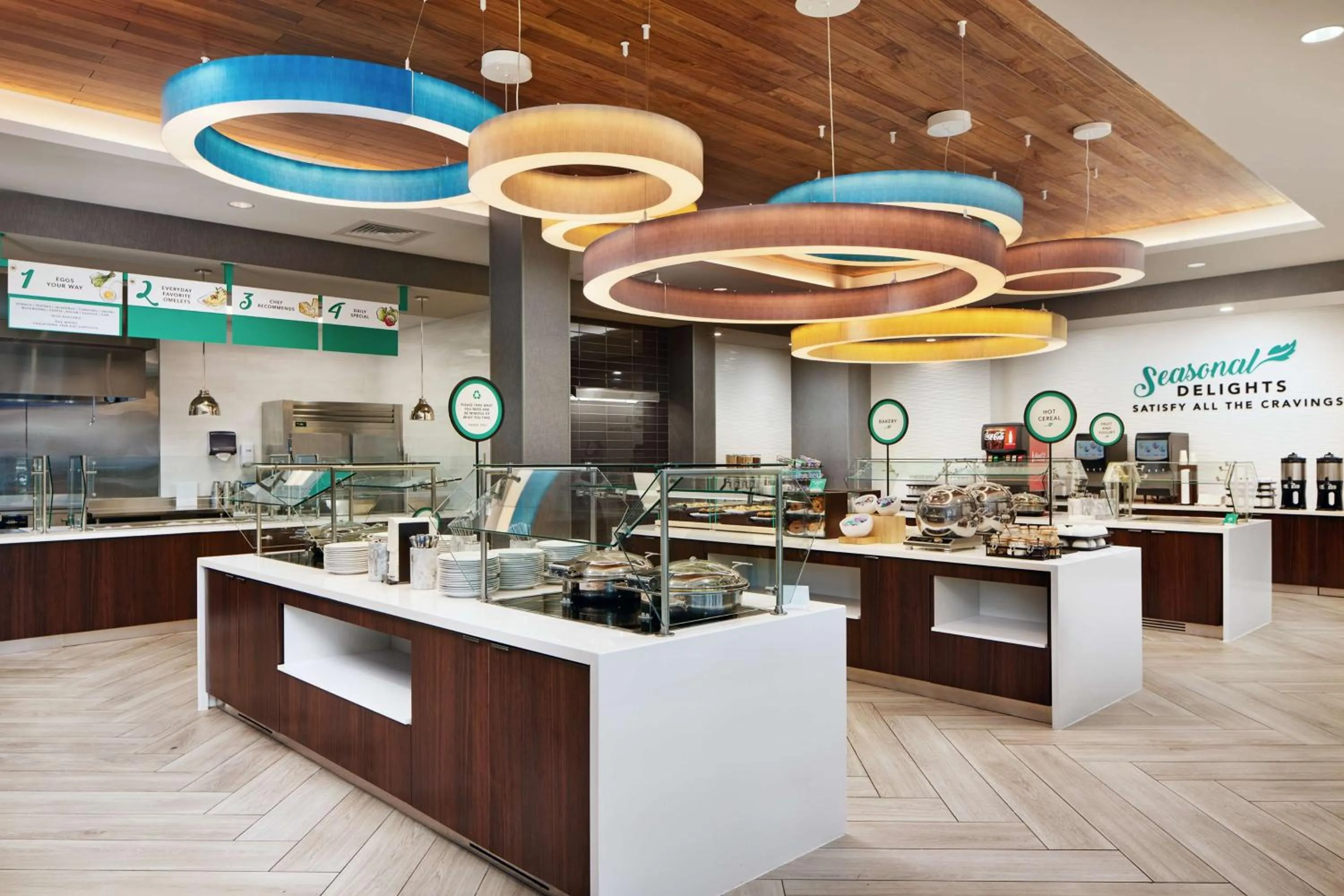 Breakfast in Embassy Suites By Hilton Atlanta Airport North