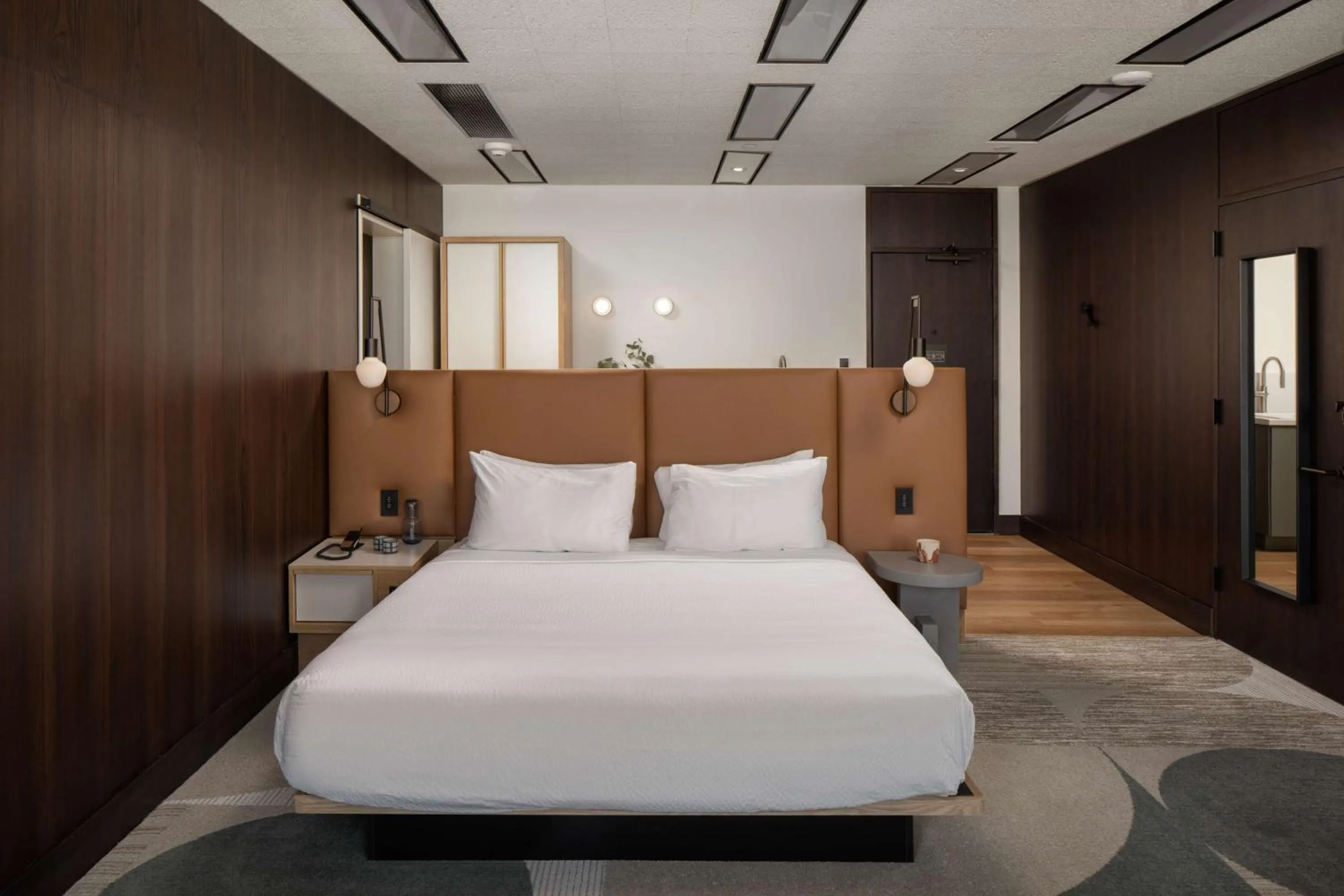 Bed in Hotel Marcel New Haven, Tapestry Collection By Hilton