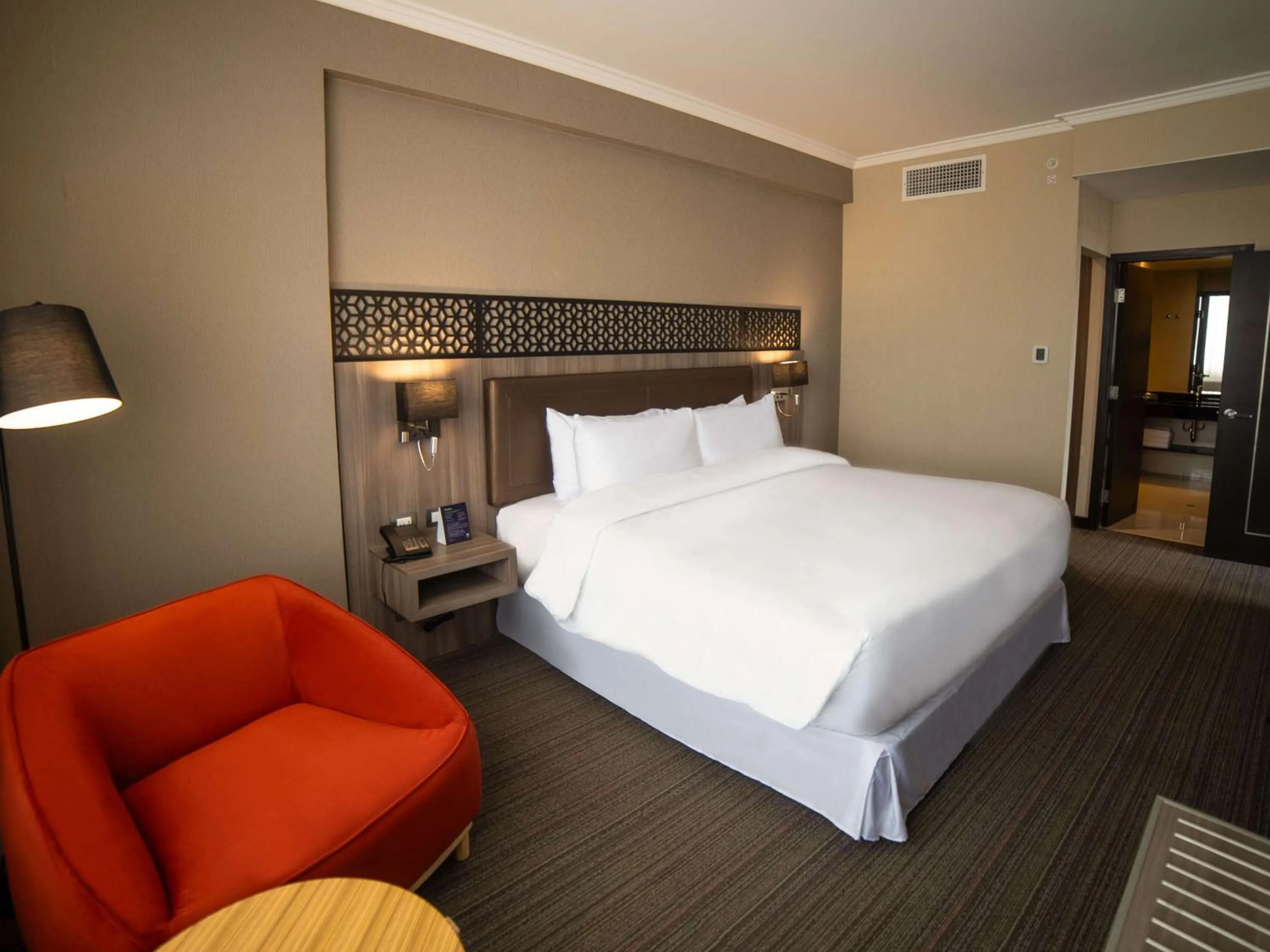 Bed in Doubletree By Hilton Trujillo