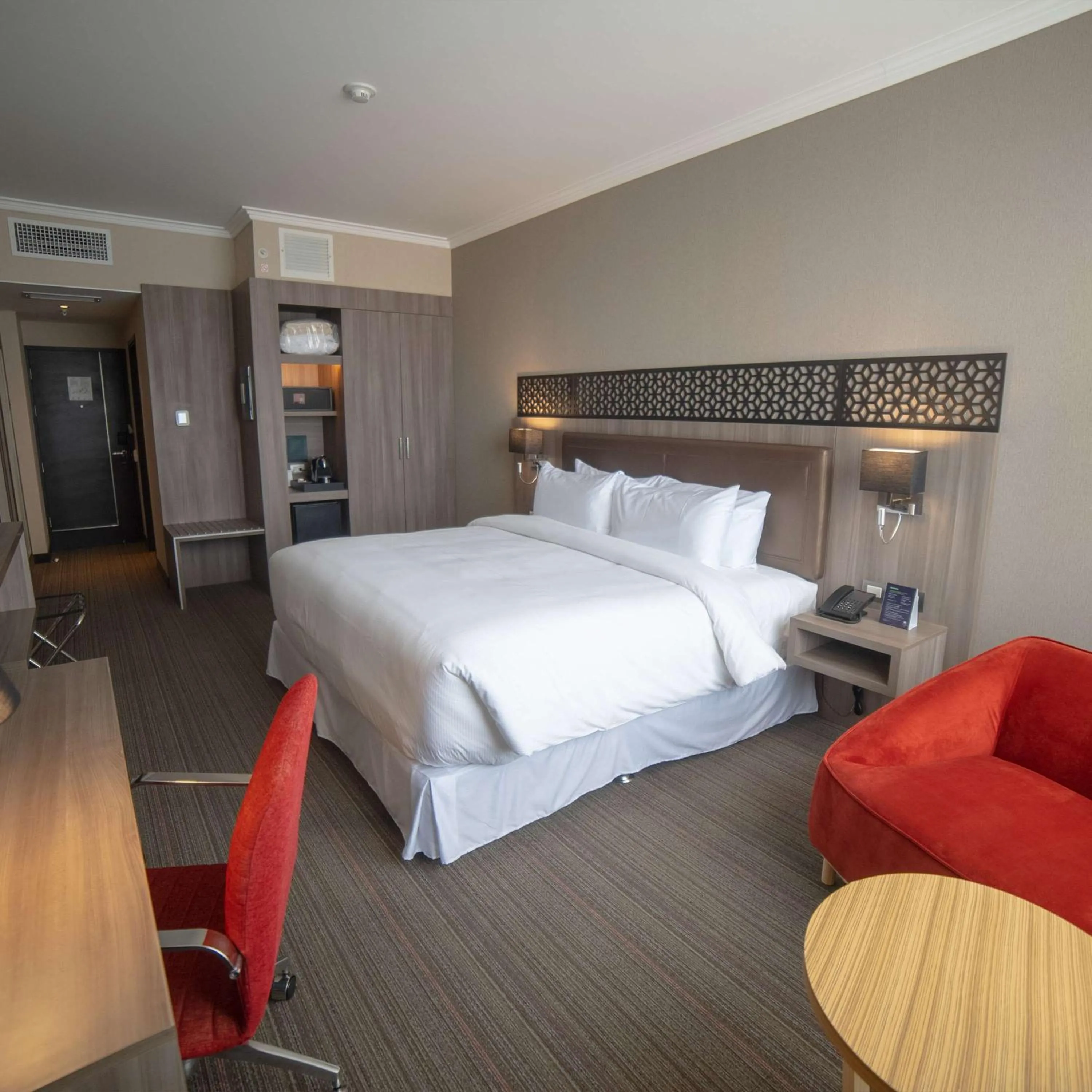 Bedroom, Bed in Doubletree By Hilton Trujillo