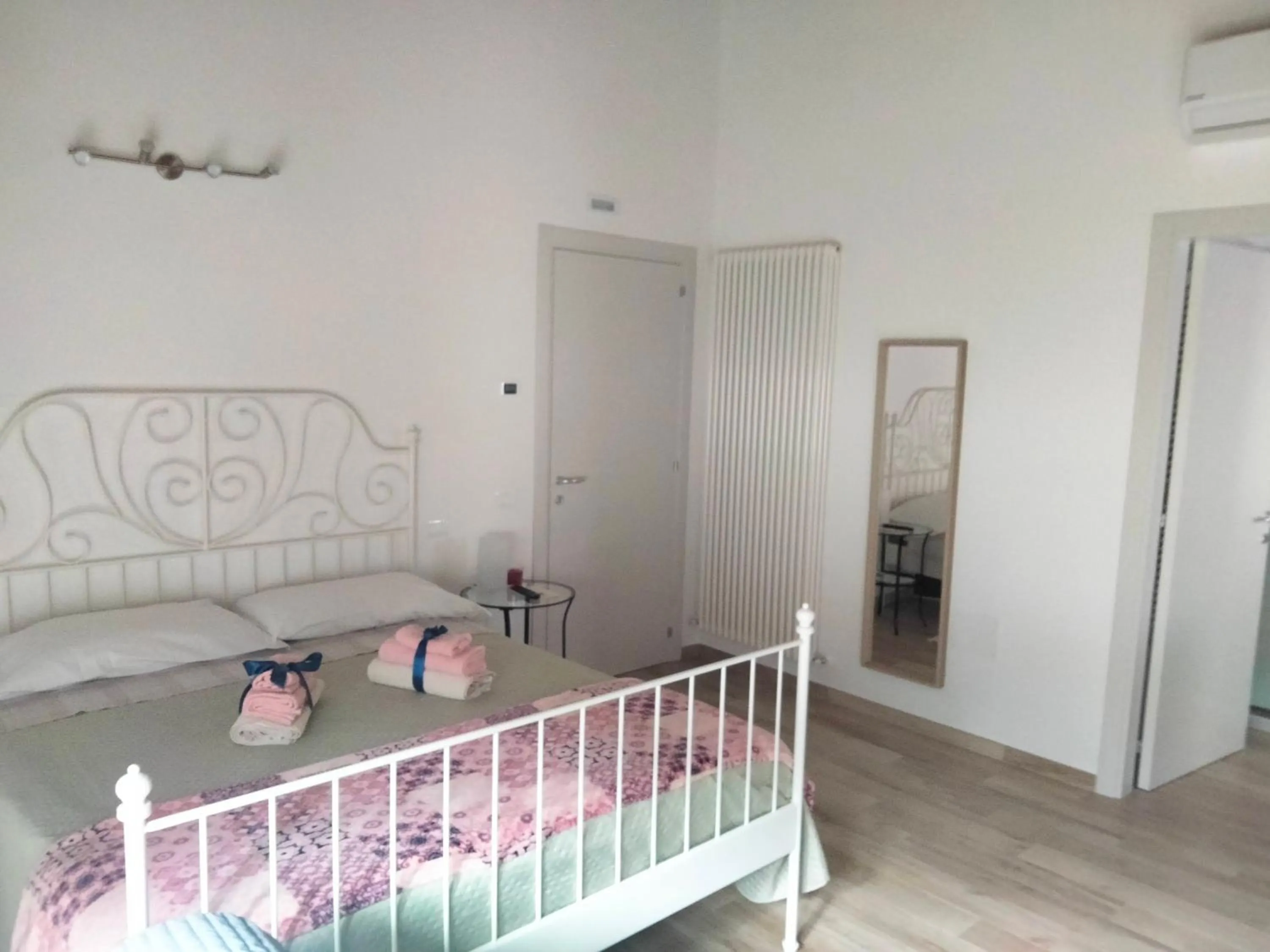 Photo of the whole room, Bed in B&B La Casa di Giuliana