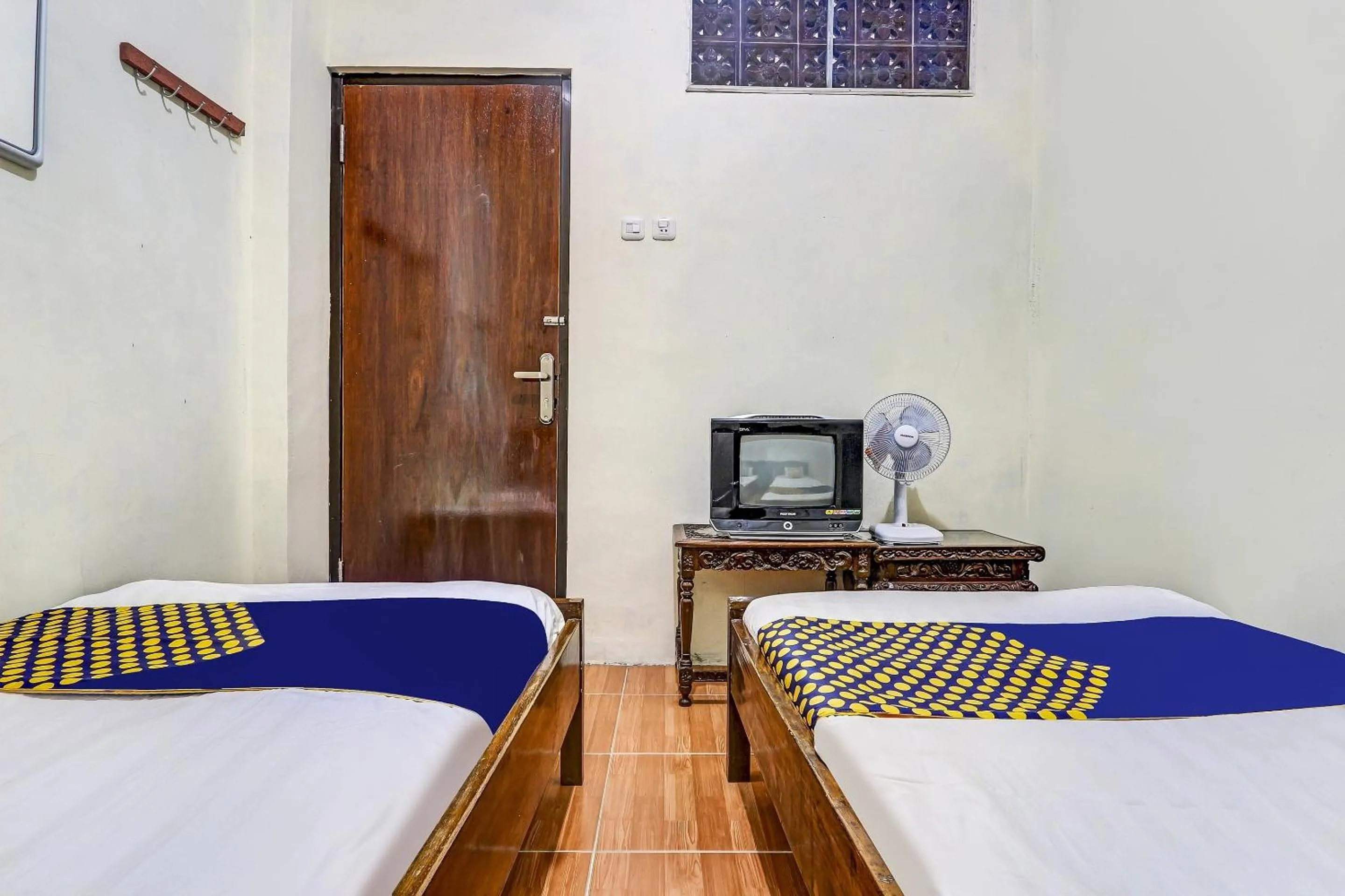 Bedroom, Bed in Hotel O Alika Homestay