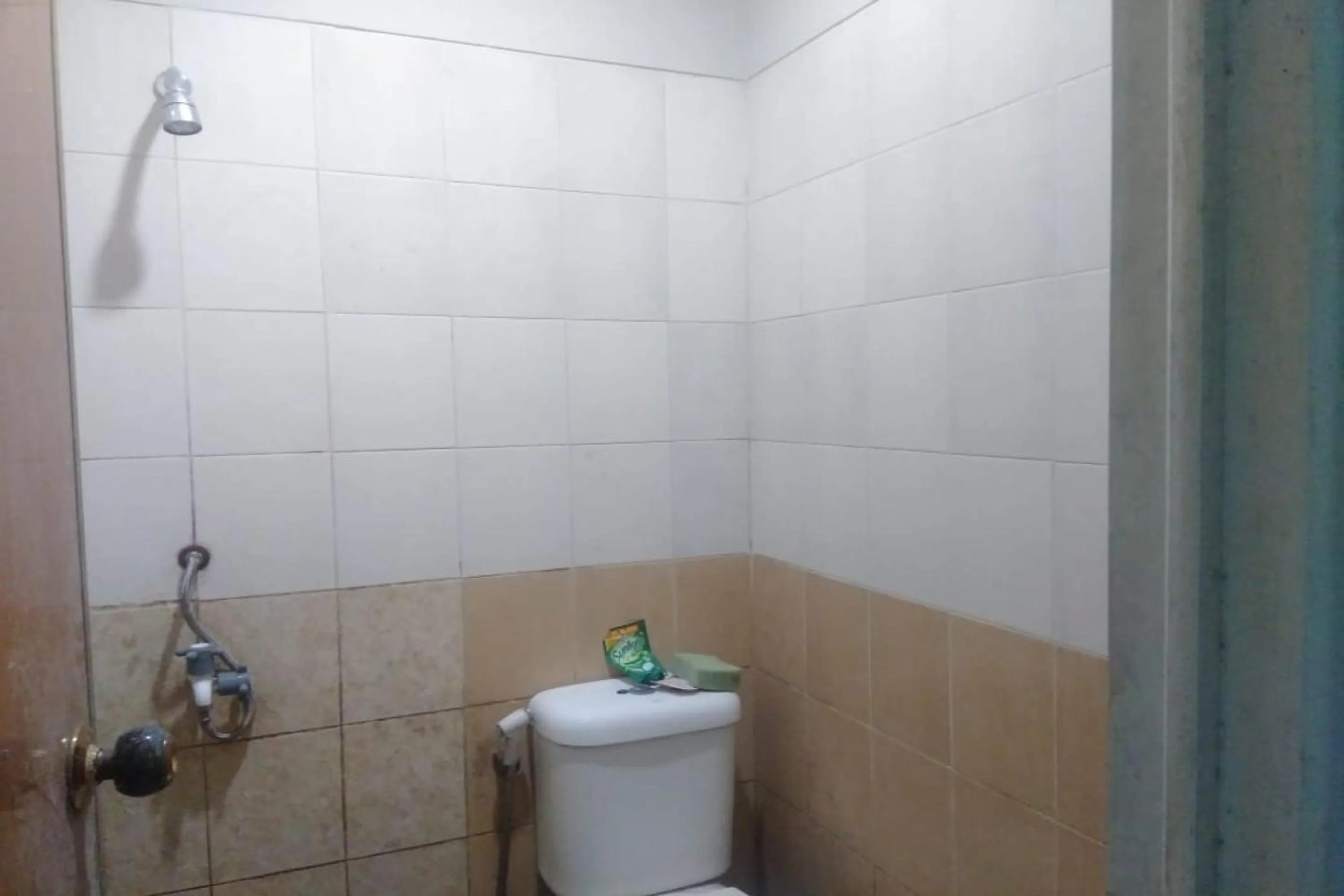 Bathroom in Hotel O Gardenia Boarding House