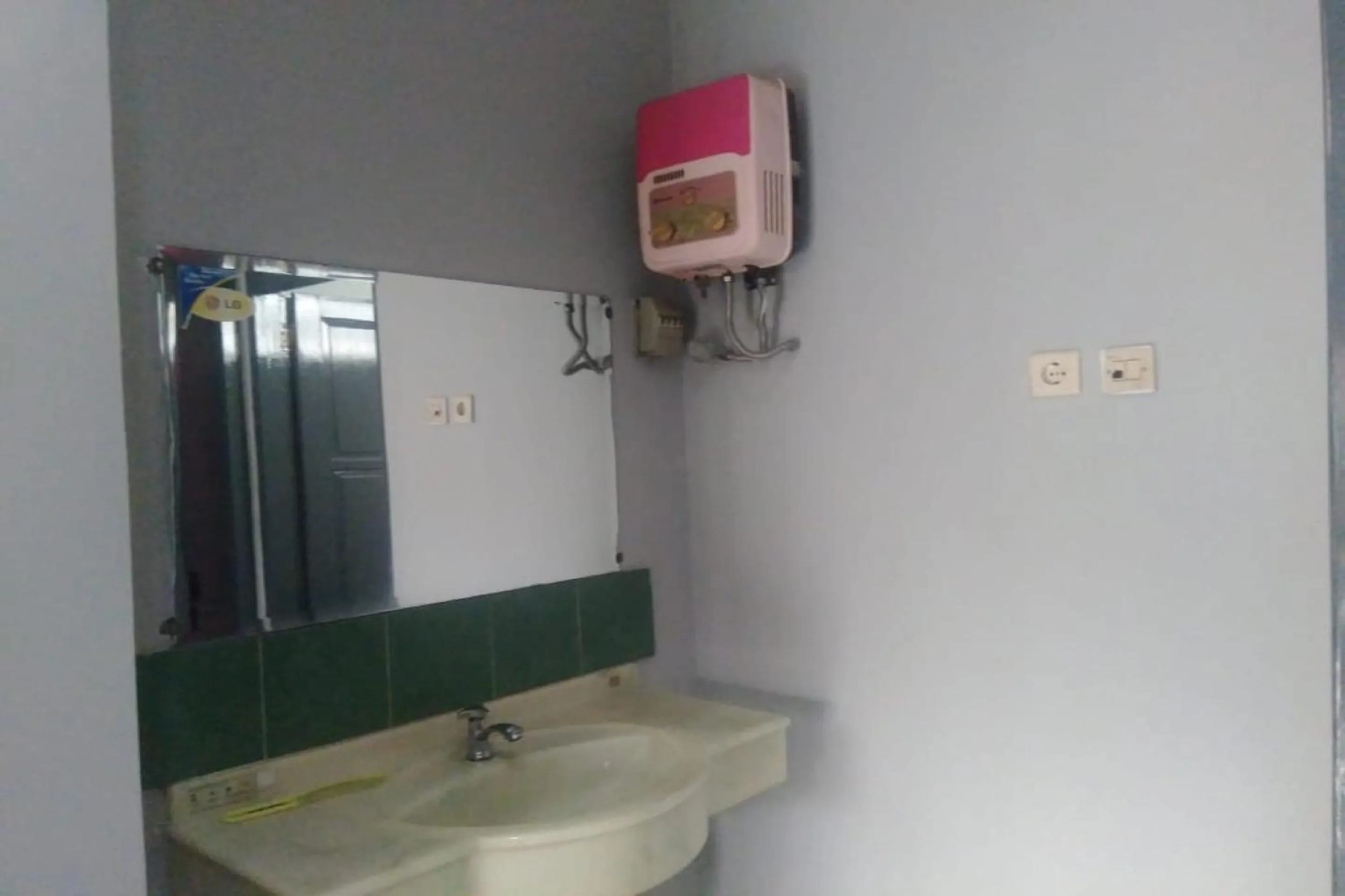 Bathroom in Hotel O Gardenia Boarding House