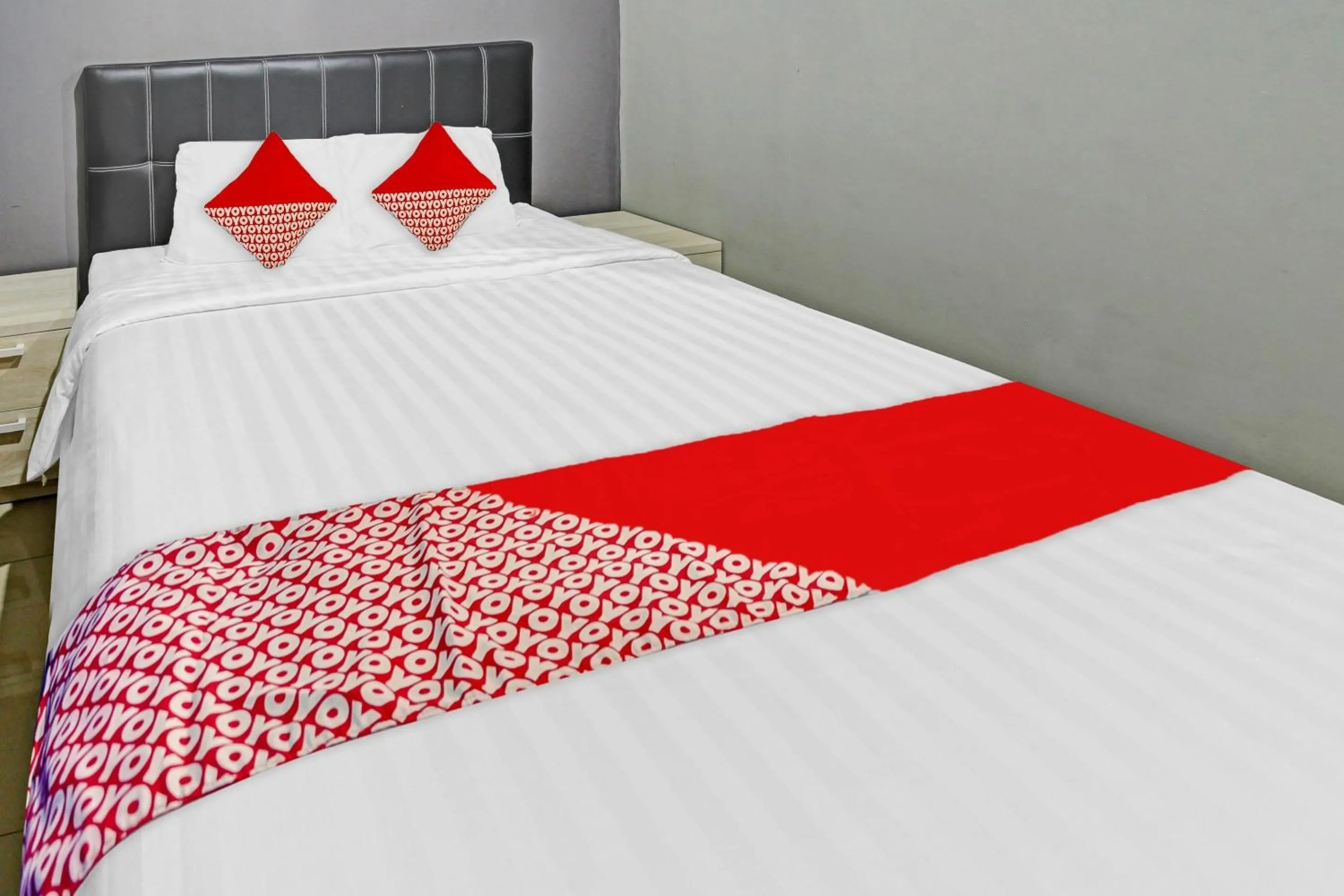 Bedroom, Bed in Hotel O Gm Guest House