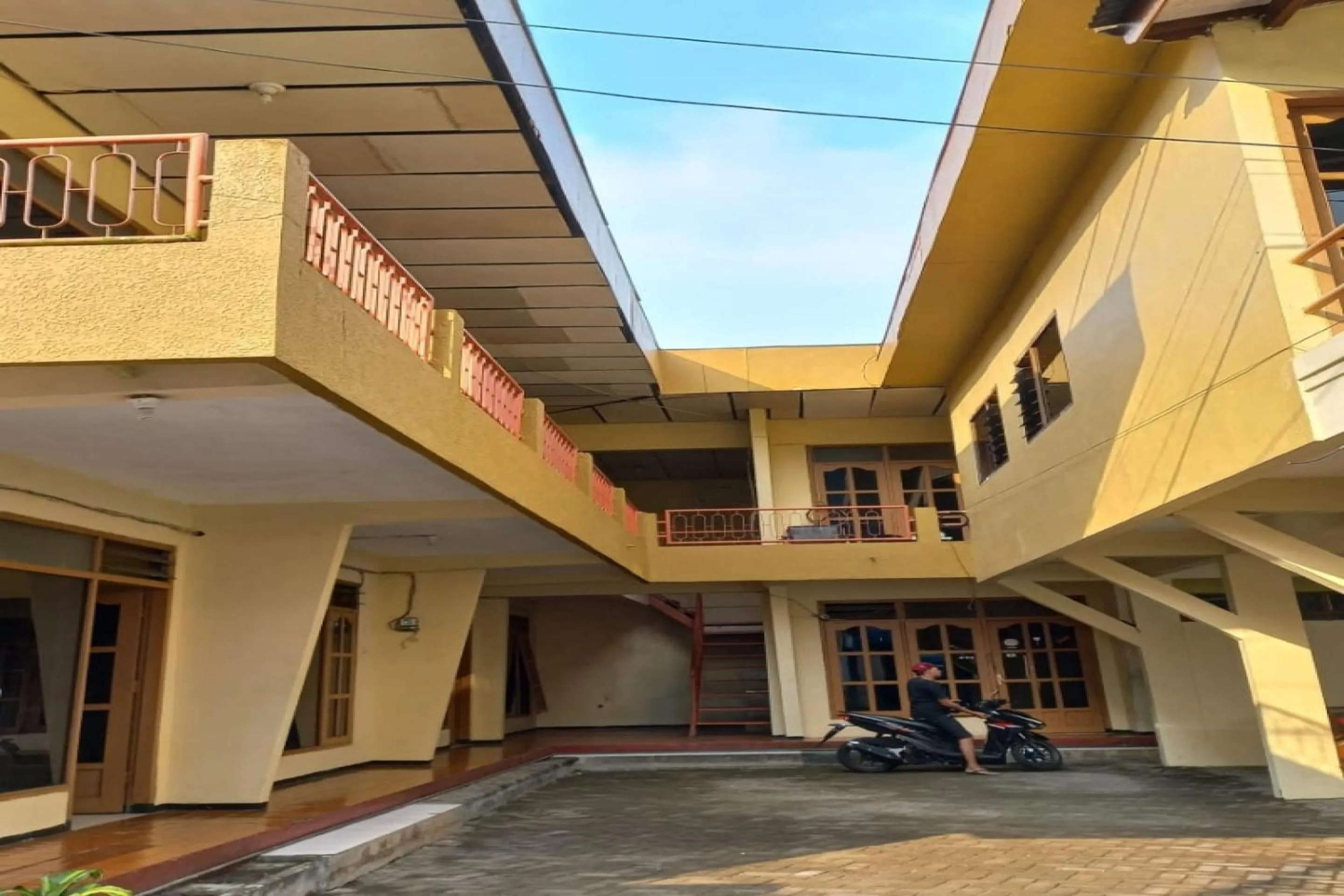 Facade/entrance in Hotel O Am'key Villa Tretes 1