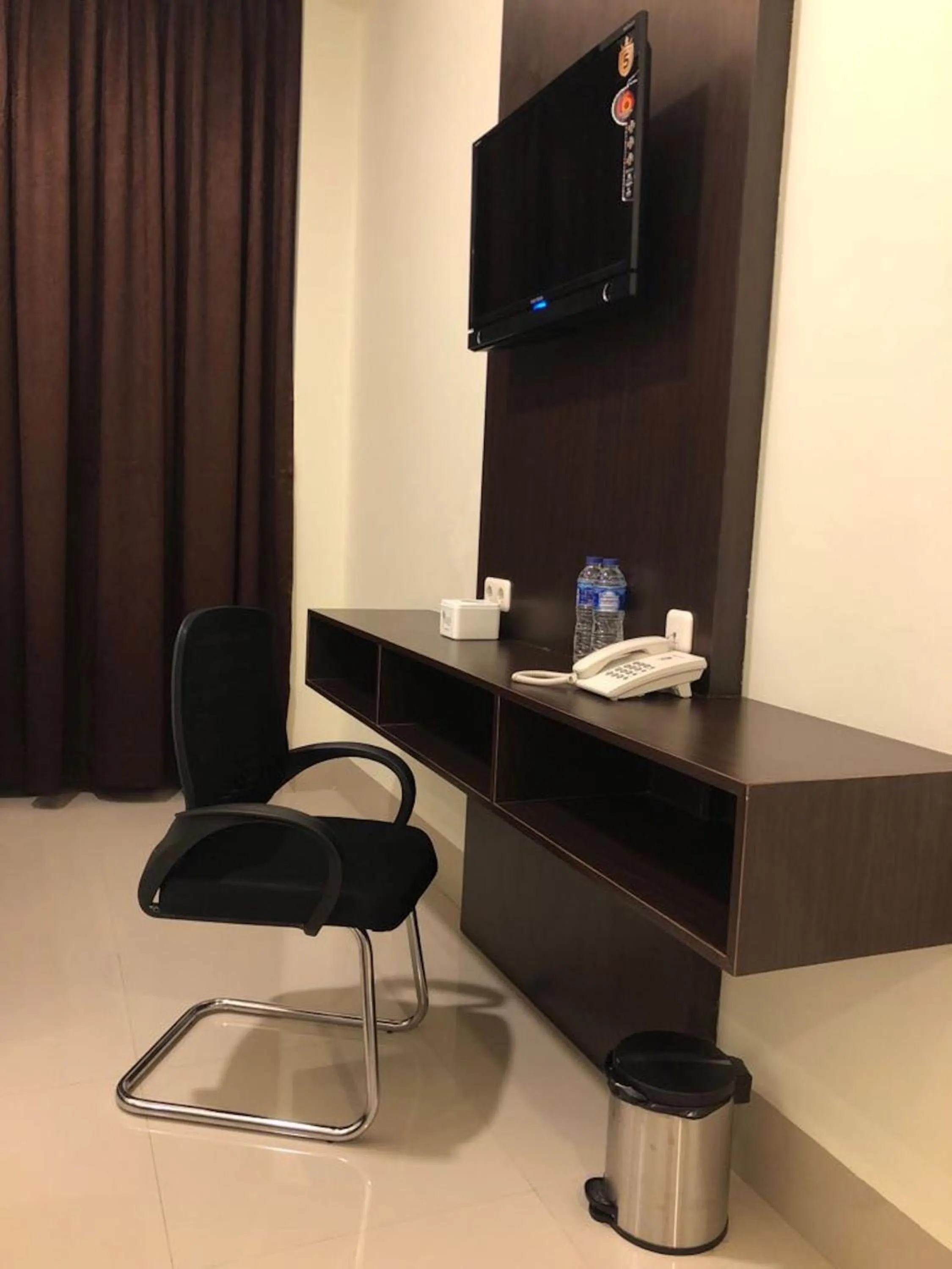 TV and multimedia in Kirei Hotel