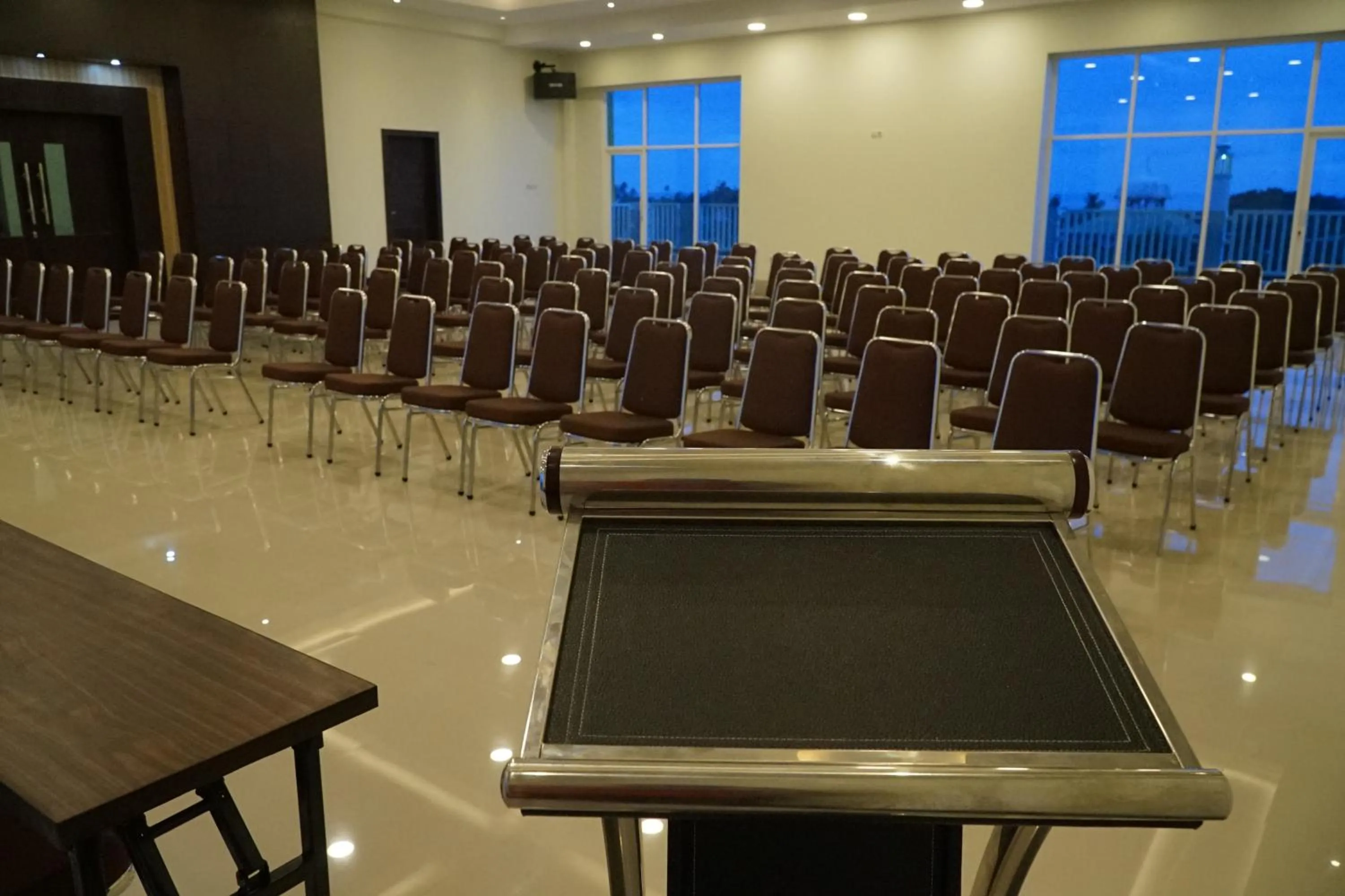 Meeting/conference room in Kirei Hotel