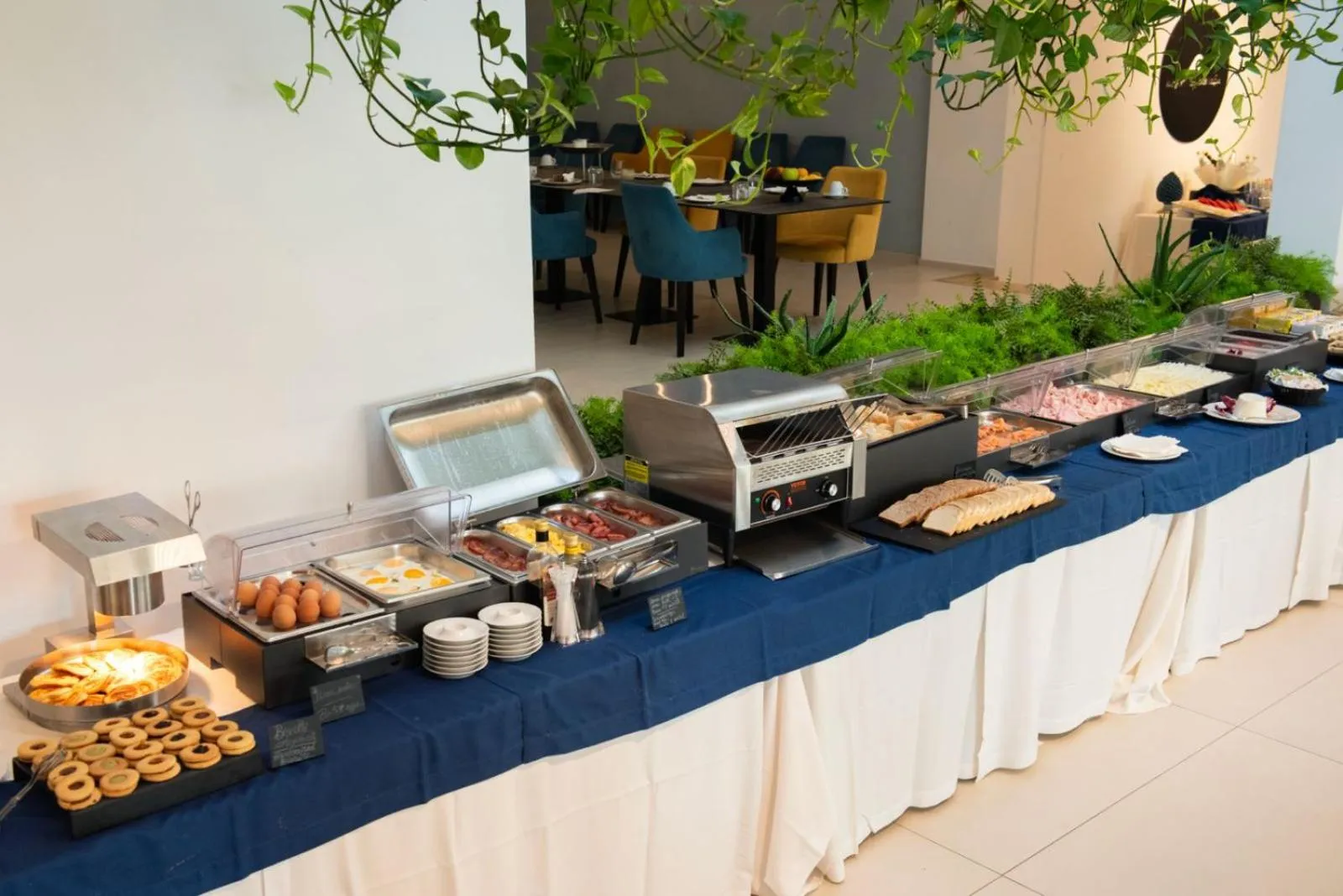 Breakfast in Resort La Battigia Beach & Spa