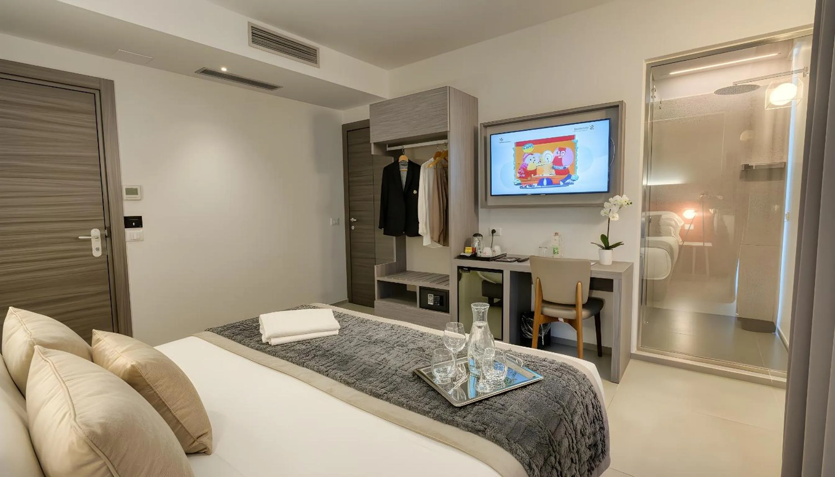 Bed in Resort La Battigia Beach & Spa