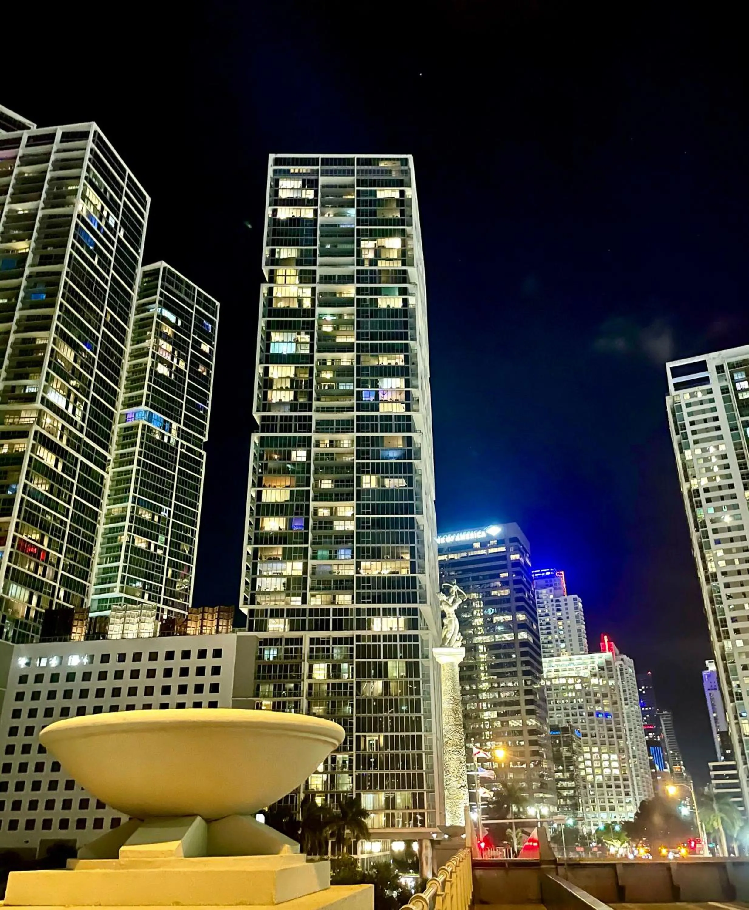 Property building in IconBrickell Tower 3 W Residences