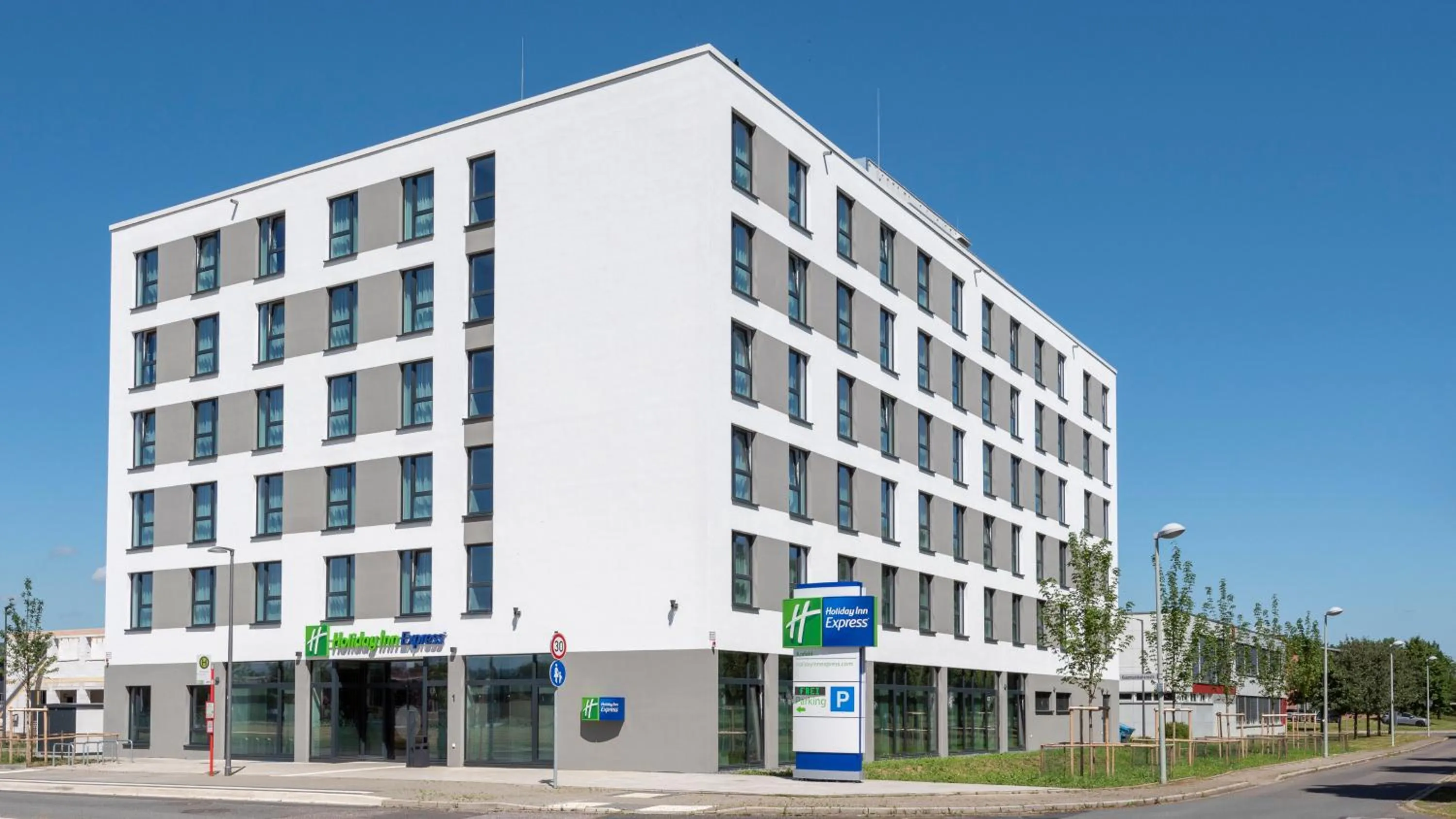 Property building in Holiday Inn Express - Krefeld - Dusseldorf by IHG