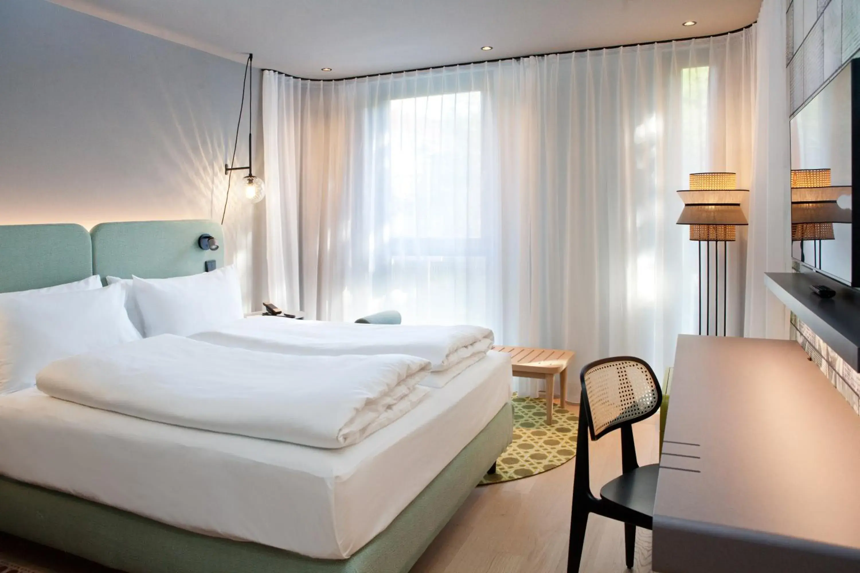 Standard Queen Room - Disability Access in Hotel Indigo Vienna - Naschmarkt by IHG Standard Queen Room - Disability Access in Hotel Indigo Vienna - Naschmarkt by IHG