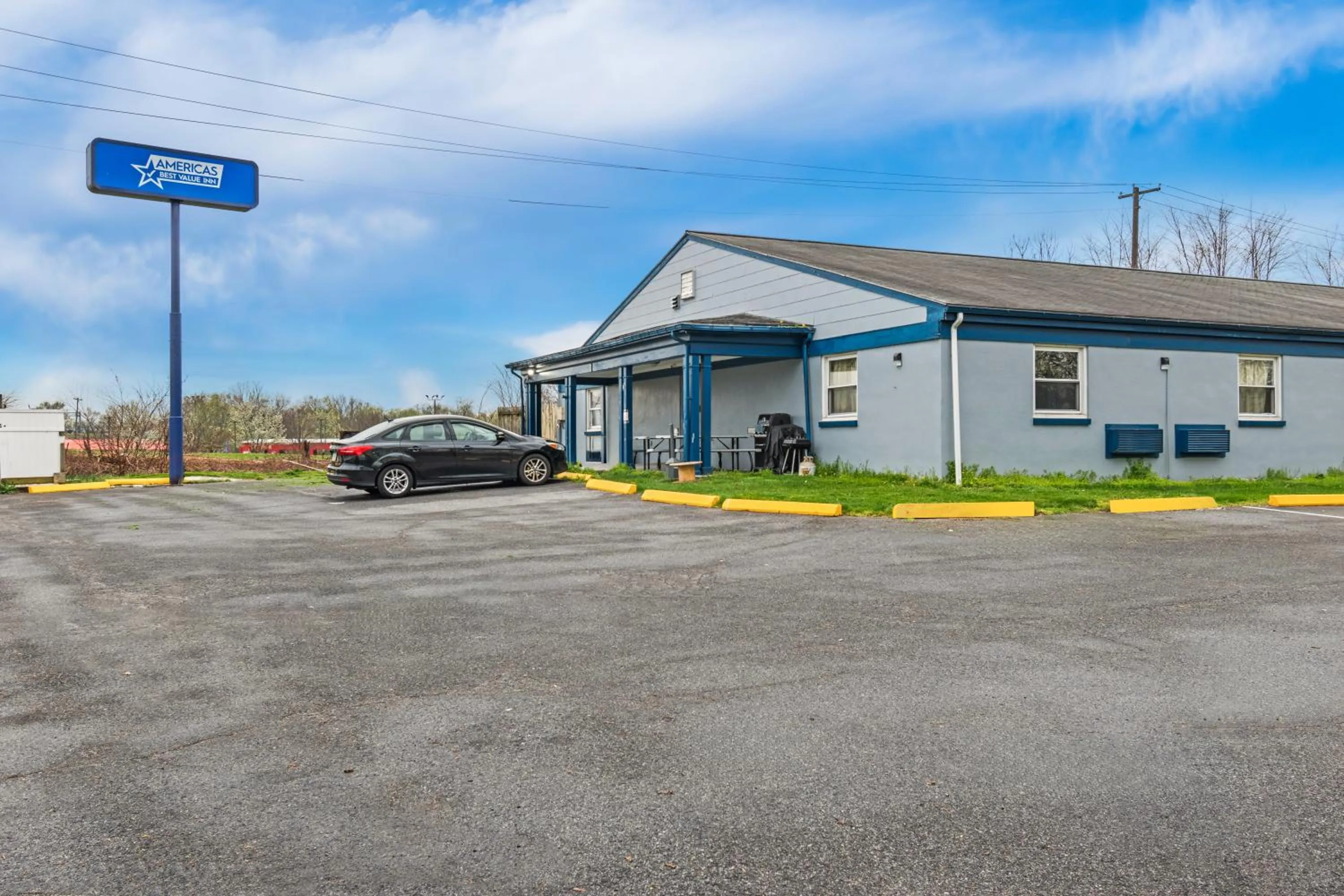 Property building in Americas Best Value Inn Carlisle