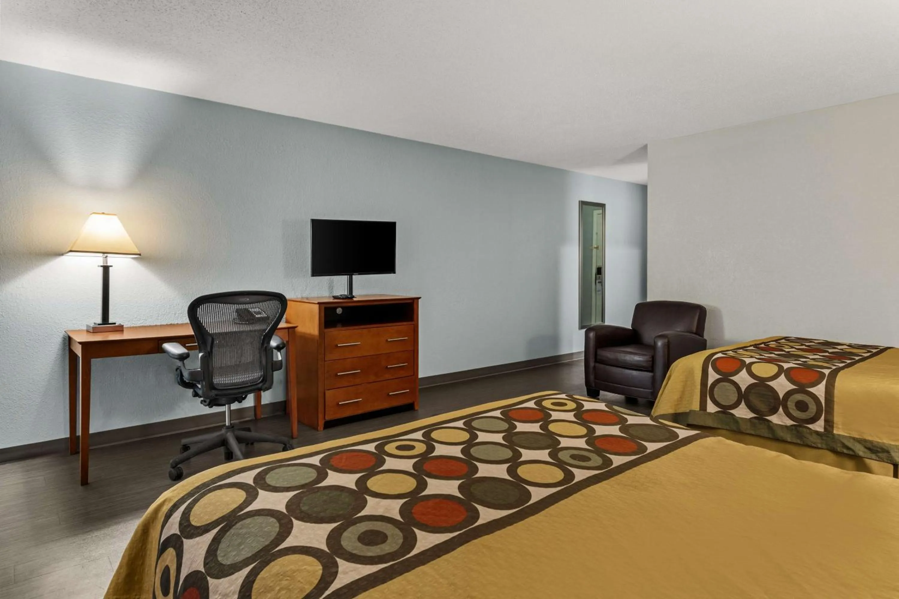 Bedroom, Bed in Americas Best Value Inn Carlisle