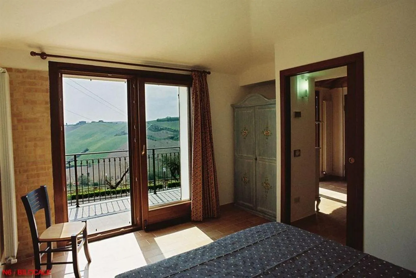 Natural landscape, Bed in La casa di Carla