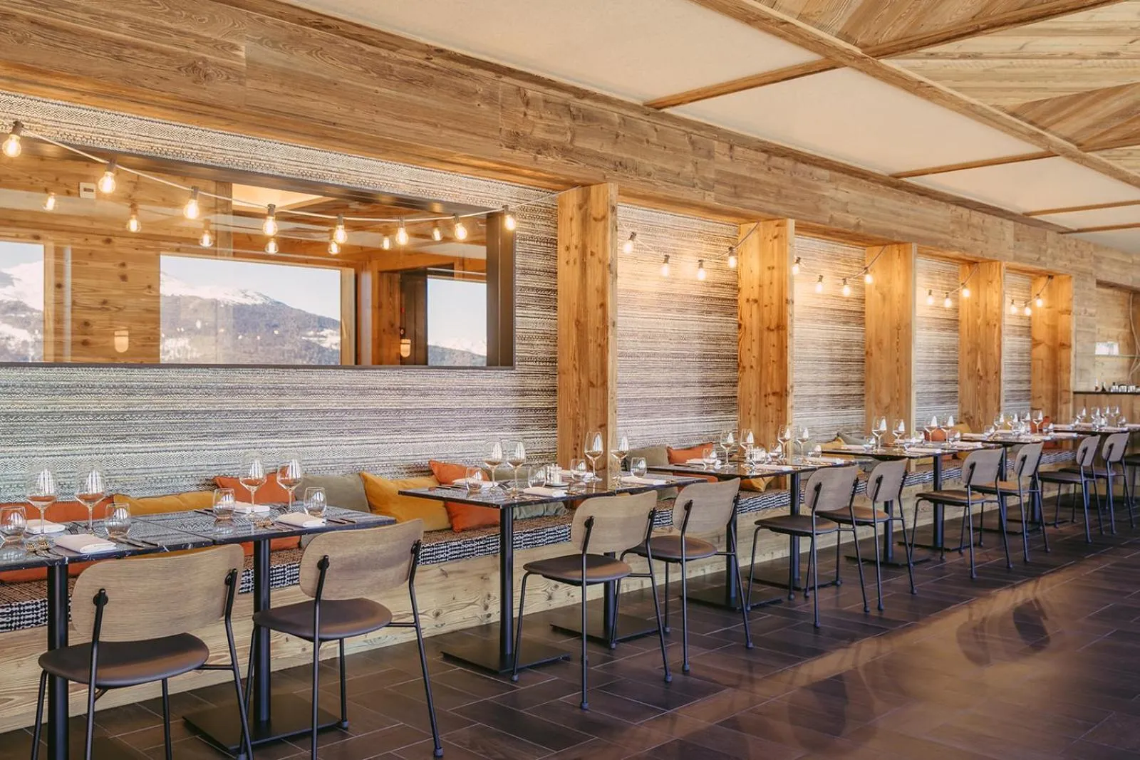 Restaurant/places to eat in Eringer Hotel