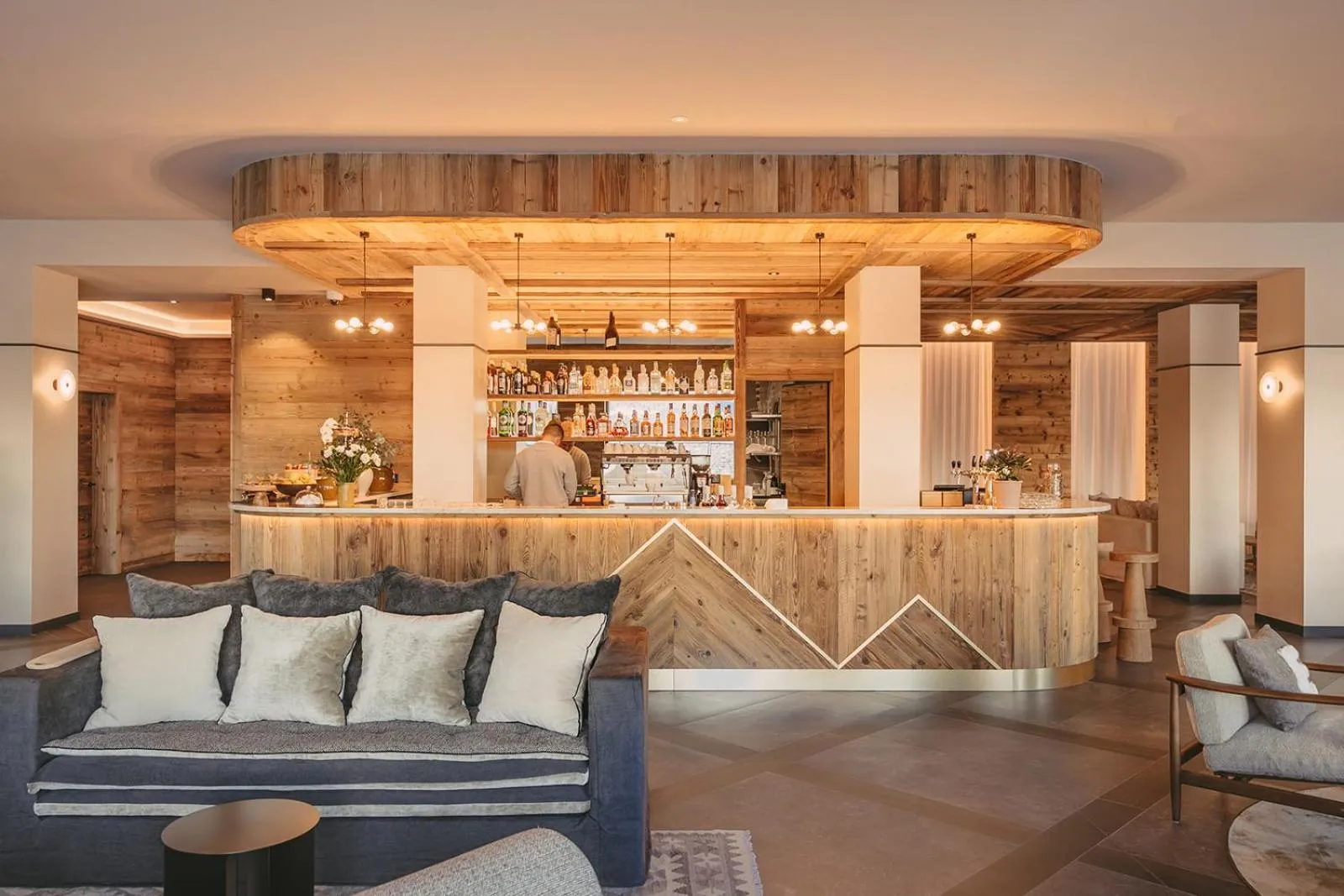 Lounge or bar in Eringer Hotel