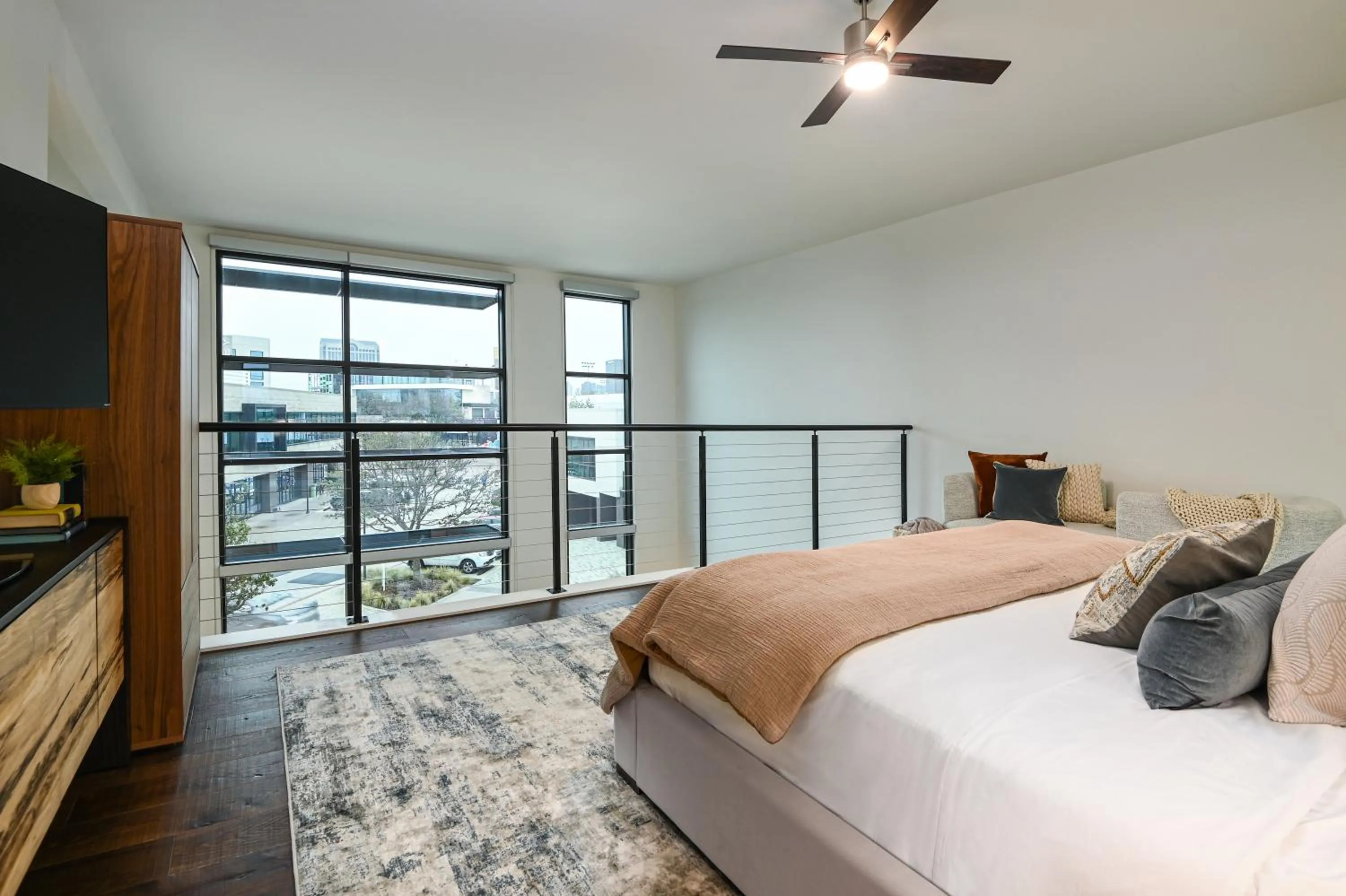 Bedroom, Bed in Drey Hotel