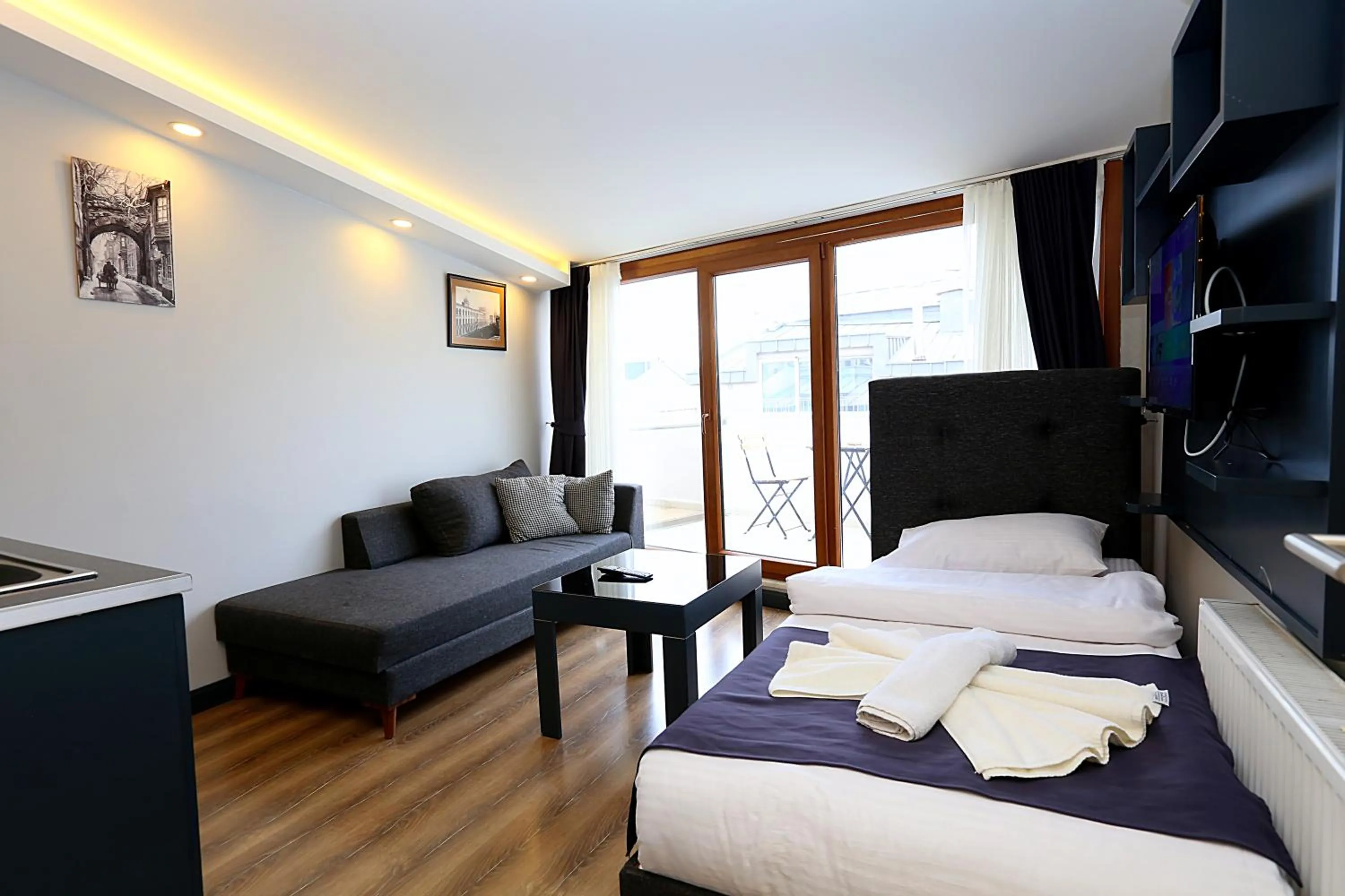 Bed in Galata King Suite Hotel