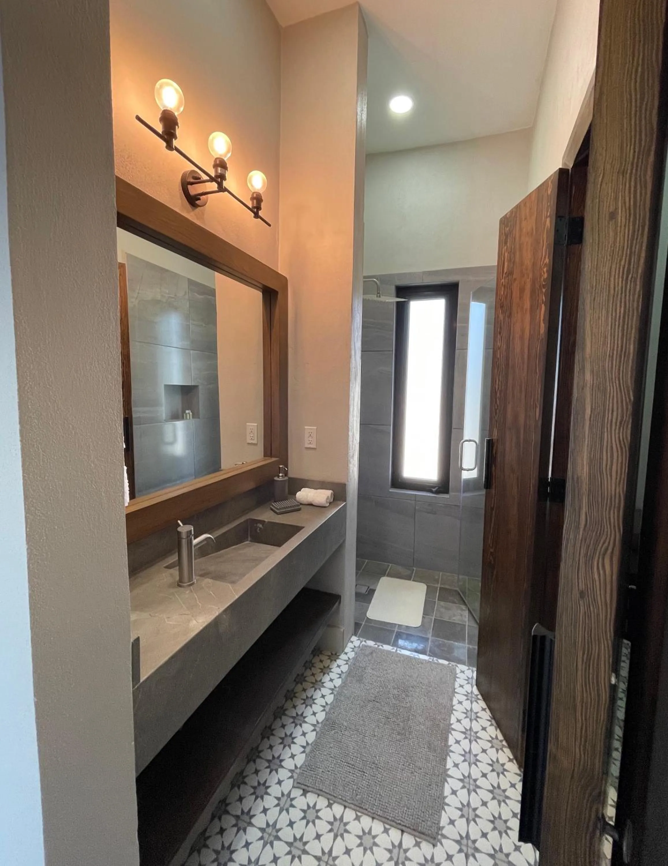 Bathroom, Bed in Hotel Casa Nodin