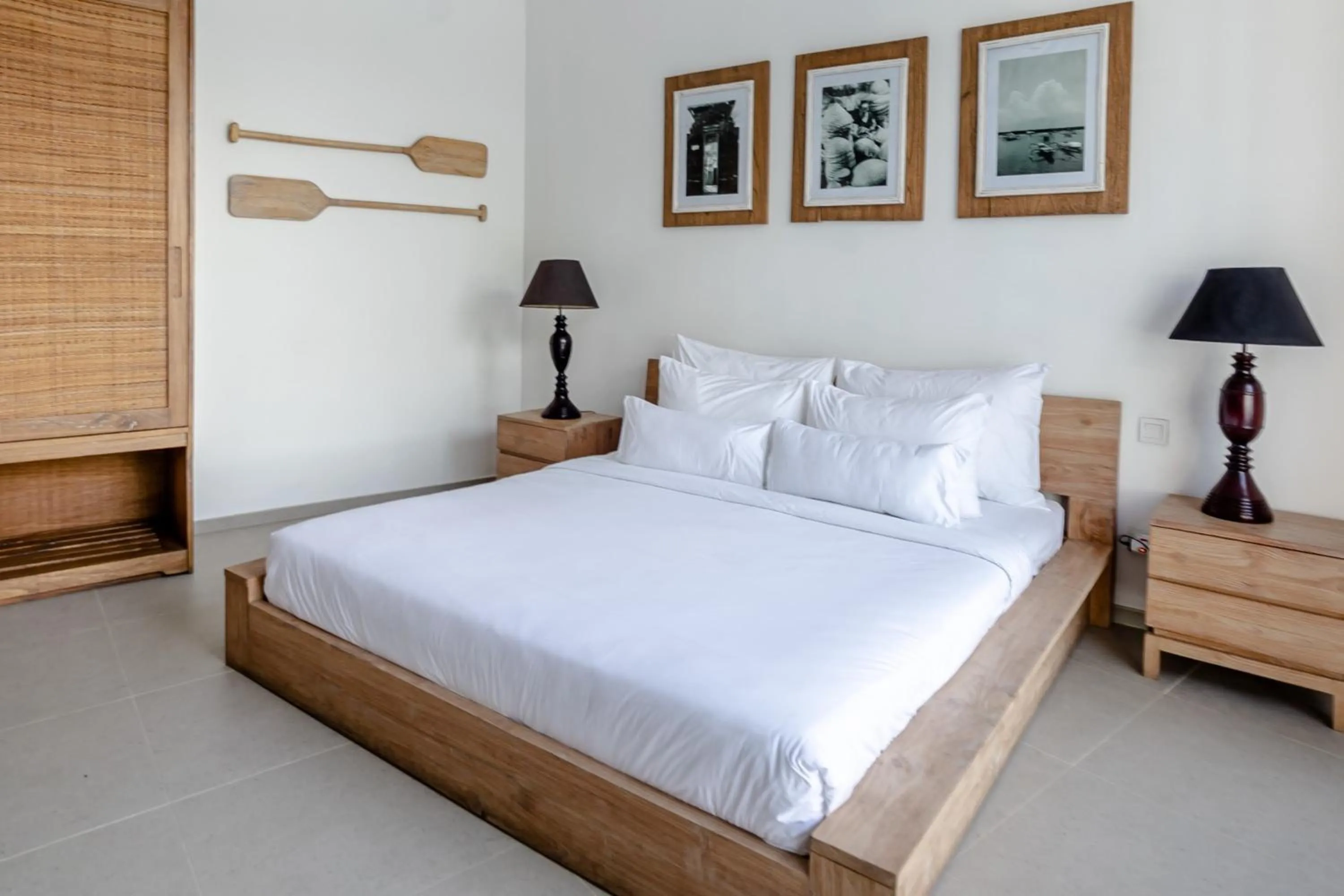 Bedroom, Bed in Gioheven Villa