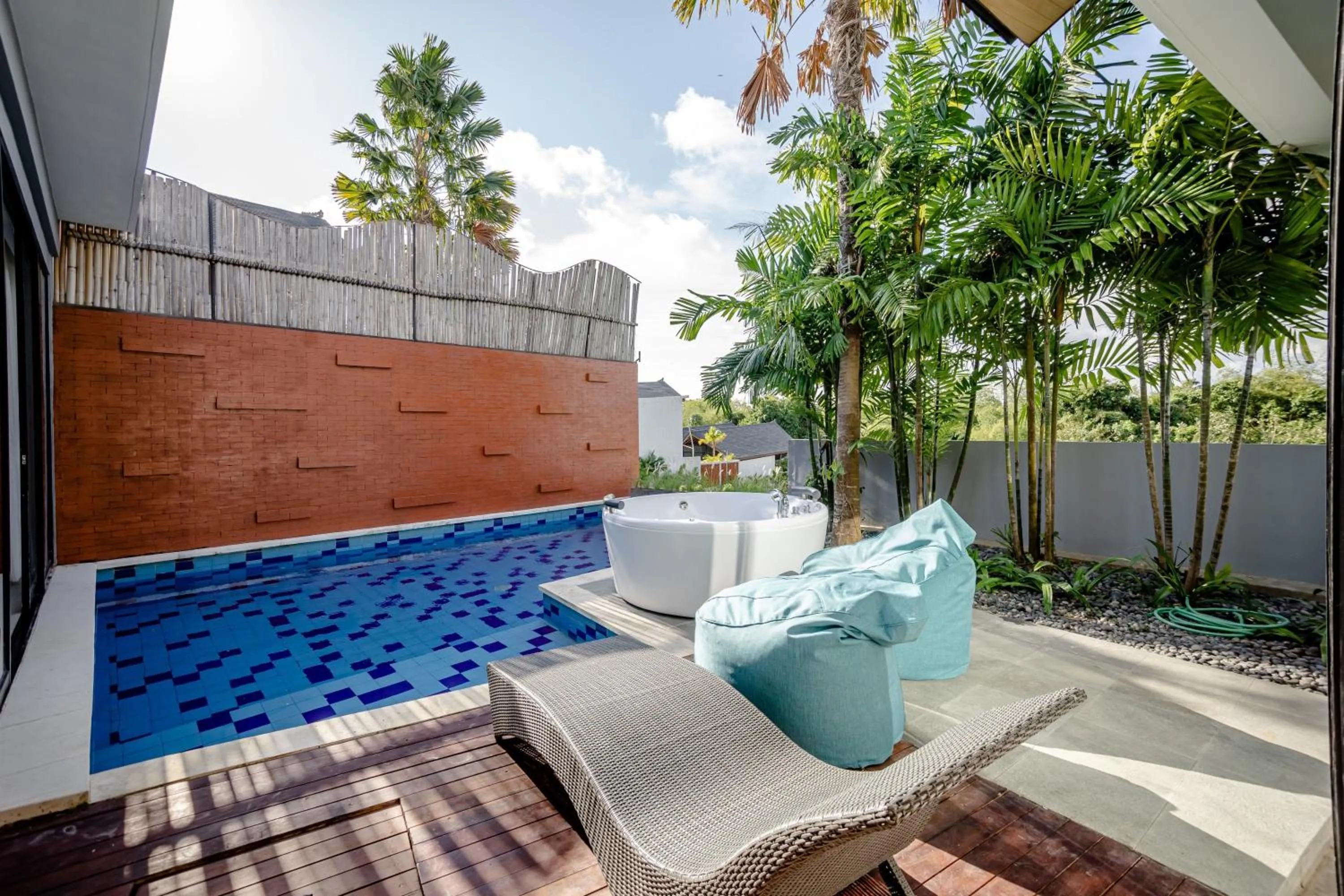 Property building in Gioheven Villa