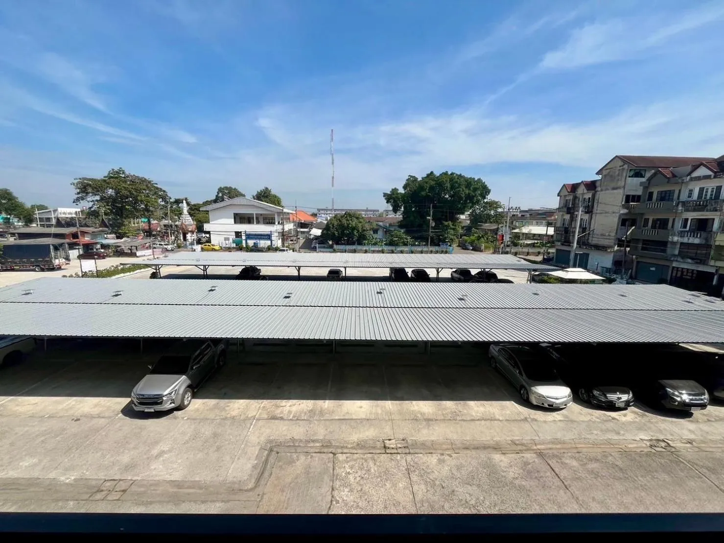 Parking in Luka House