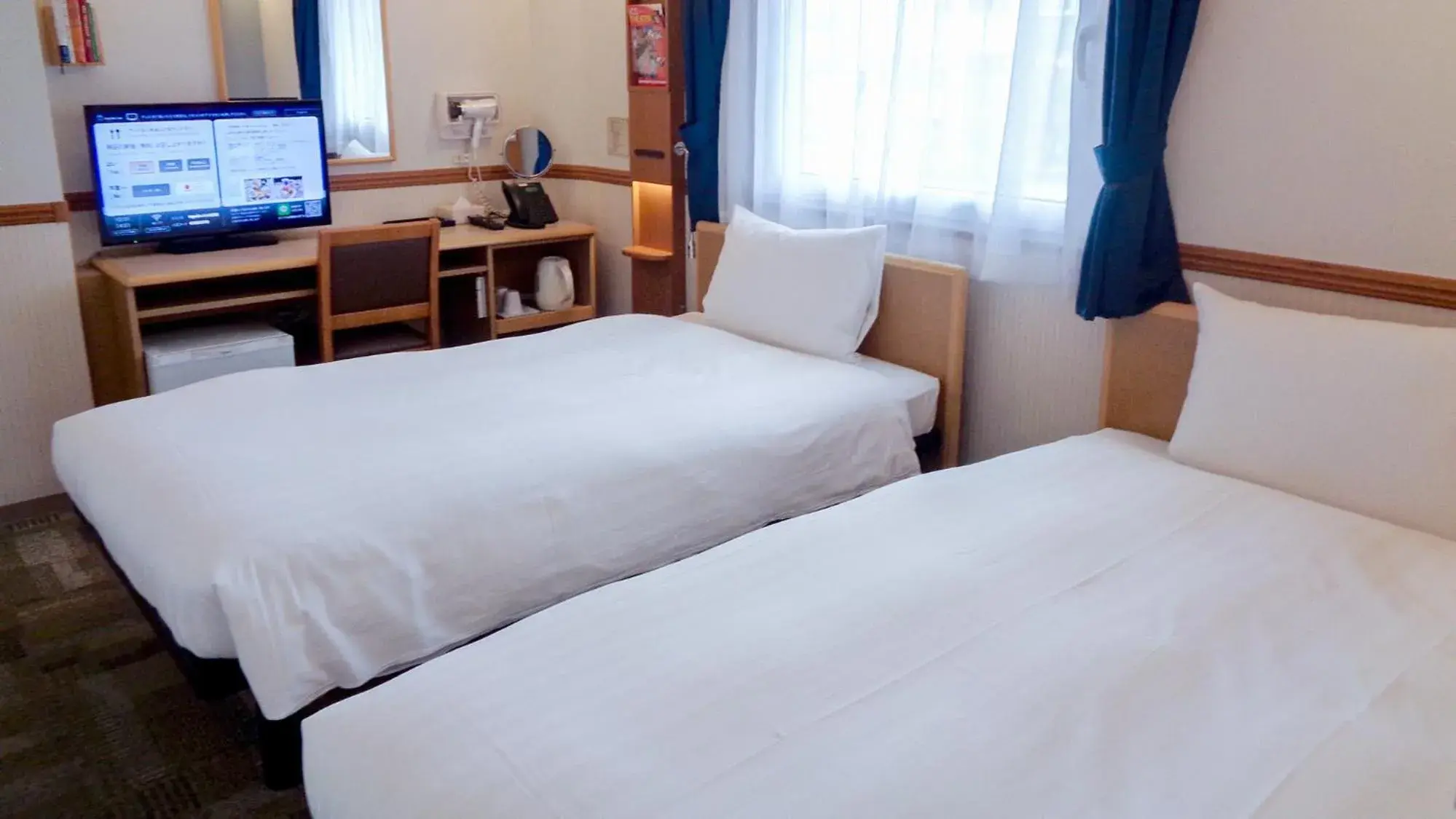 Twin Room - Smoking in Toyoko Inn Tokushima Ekimae Twin Room - Smoking in Toyoko Inn Tokushima Ekimae