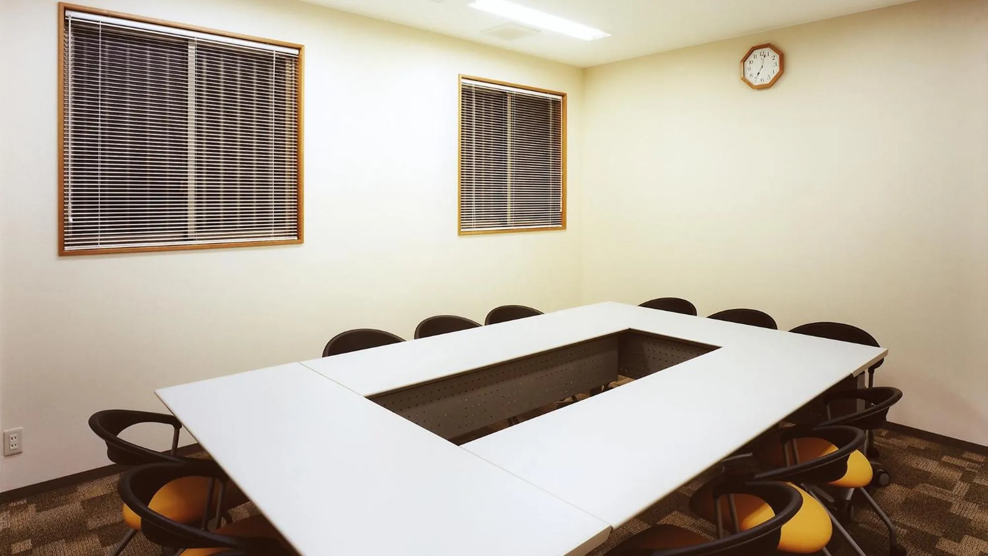 Meeting/conference room in Toyoko Inn Tokyo Machida eki Odakyu sen Higashi guchi