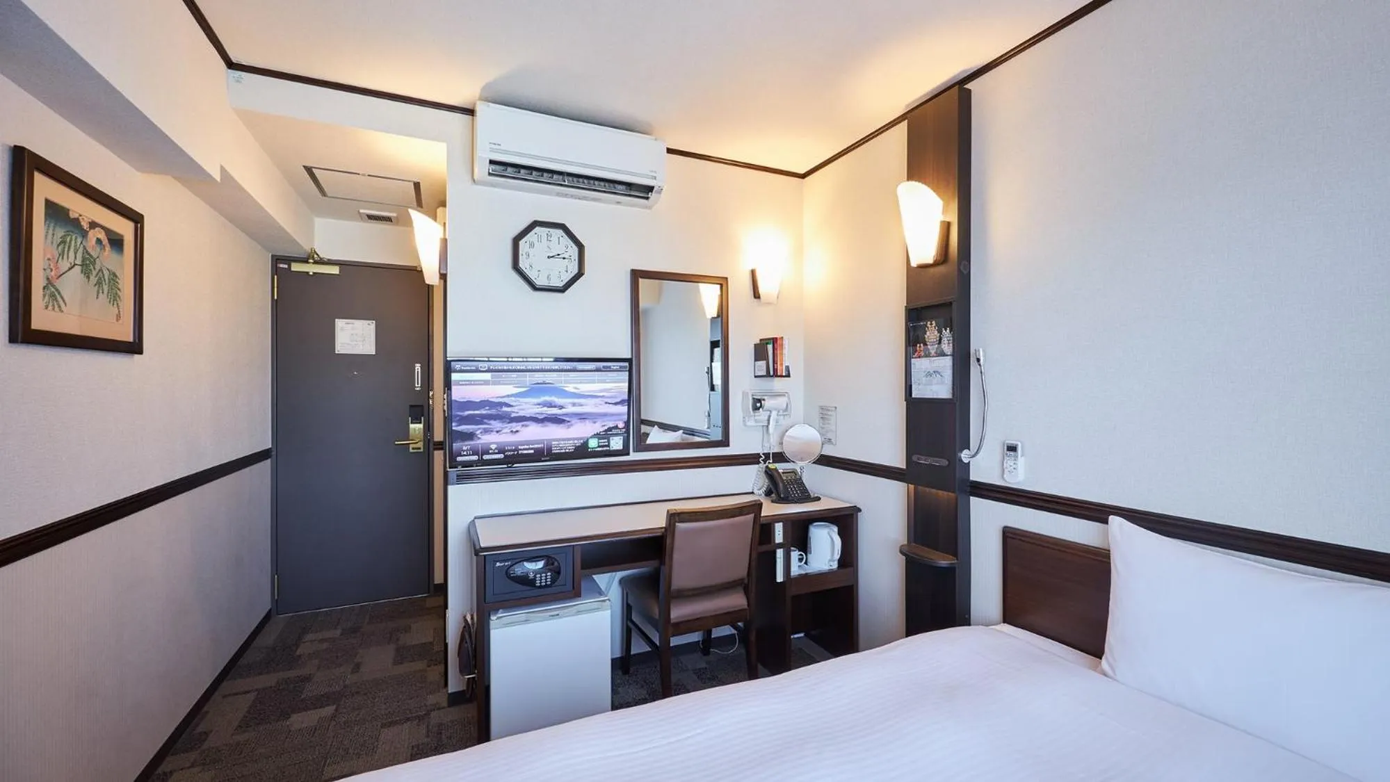 Area and facilities, Bed in Toyoko Inn Tokyo Ueno Tawaramachi eki