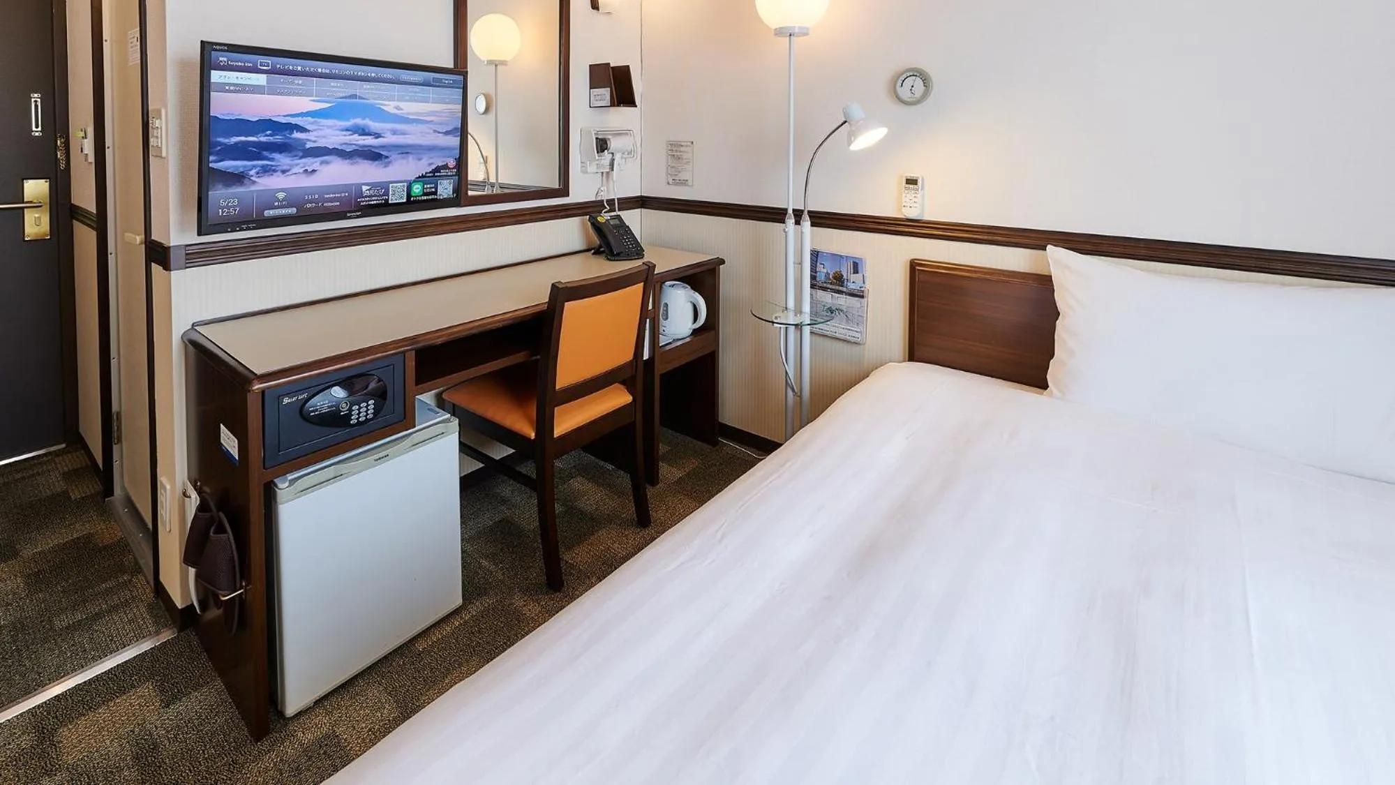 Area and facilities, Bed in Toyoko Inn Kenkyu-gakuen Ekimae